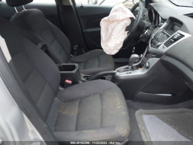 Photo 4 VIN: 1G1PF5SC8C7286086 - CHEVROLET CRUZE 