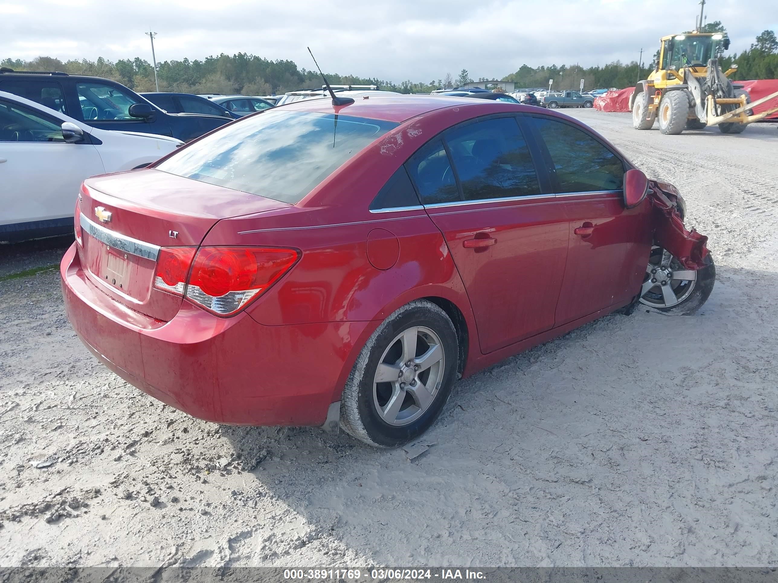 Photo 3 VIN: 1G1PF5SC8C7389041 - CHEVROLET CRUZE 