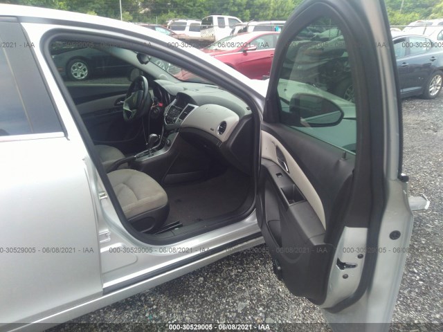 Photo 4 VIN: 1G1PF5SC9C7382664 - CHEVROLET CRUZE 