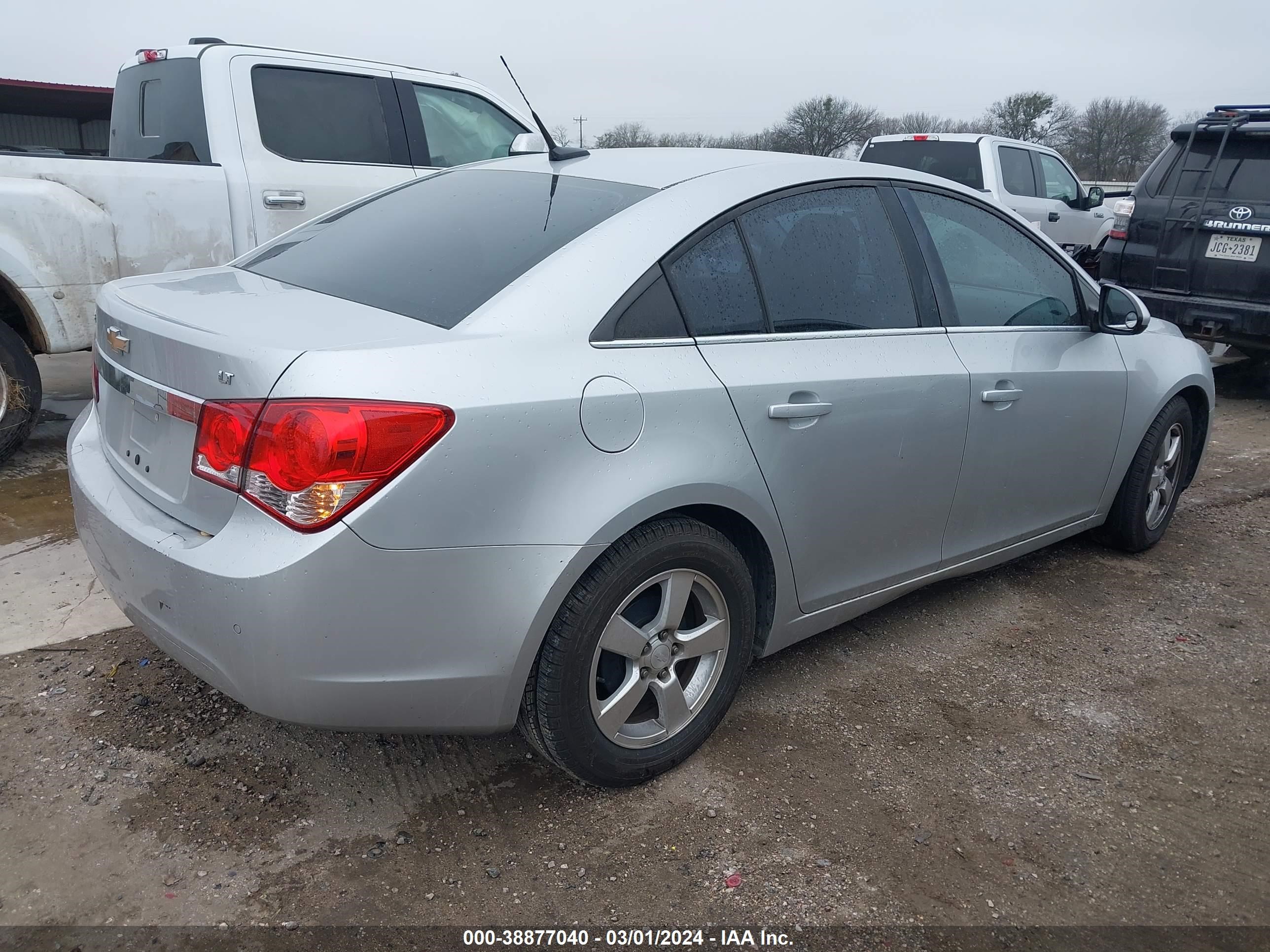 Photo 3 VIN: 1G1PF5SCXC7252120 - CHEVROLET CRUZE 