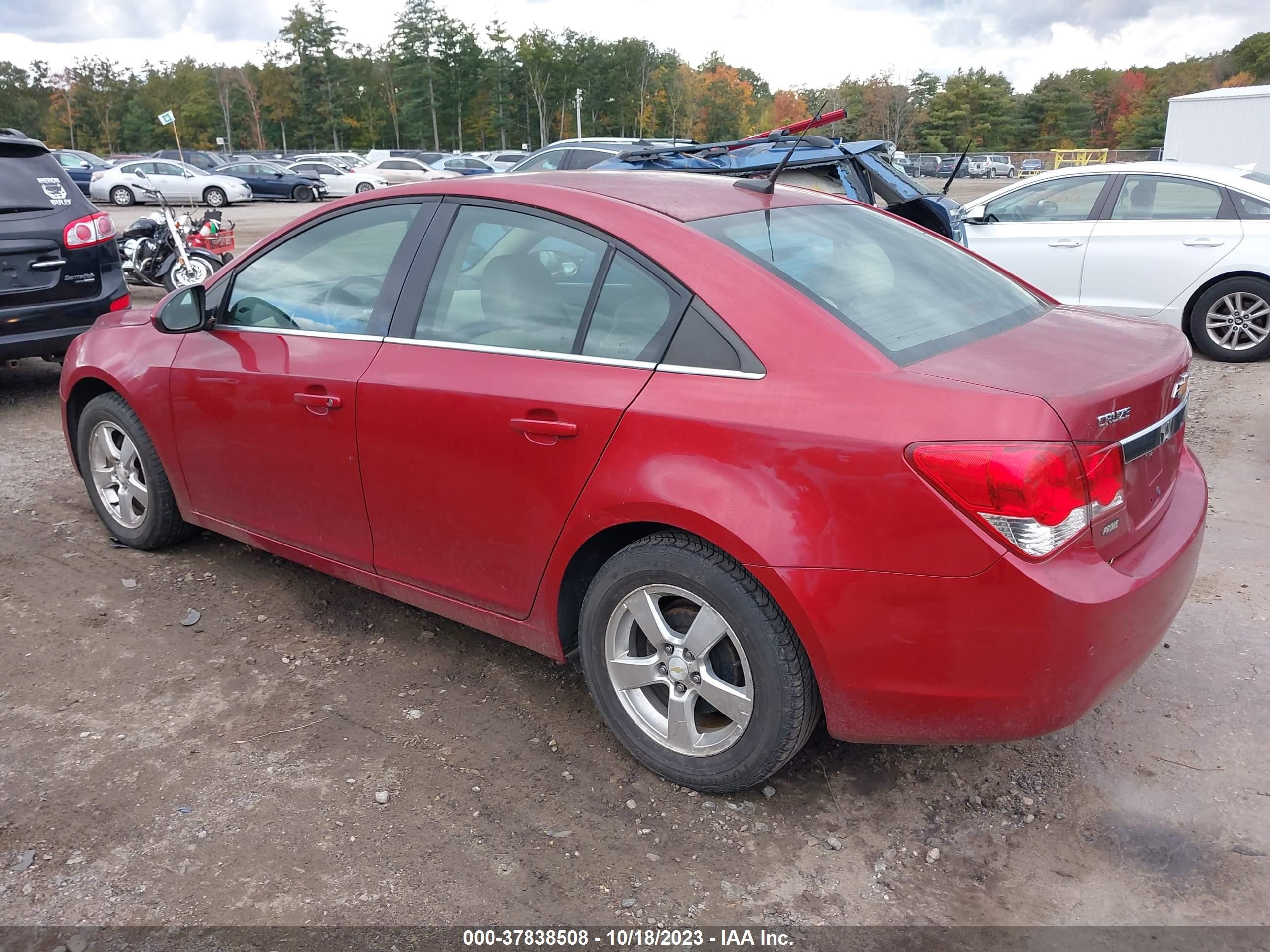 Photo 2 VIN: 1G1PG5S92B7125815 - CHEVROLET CRUZE 