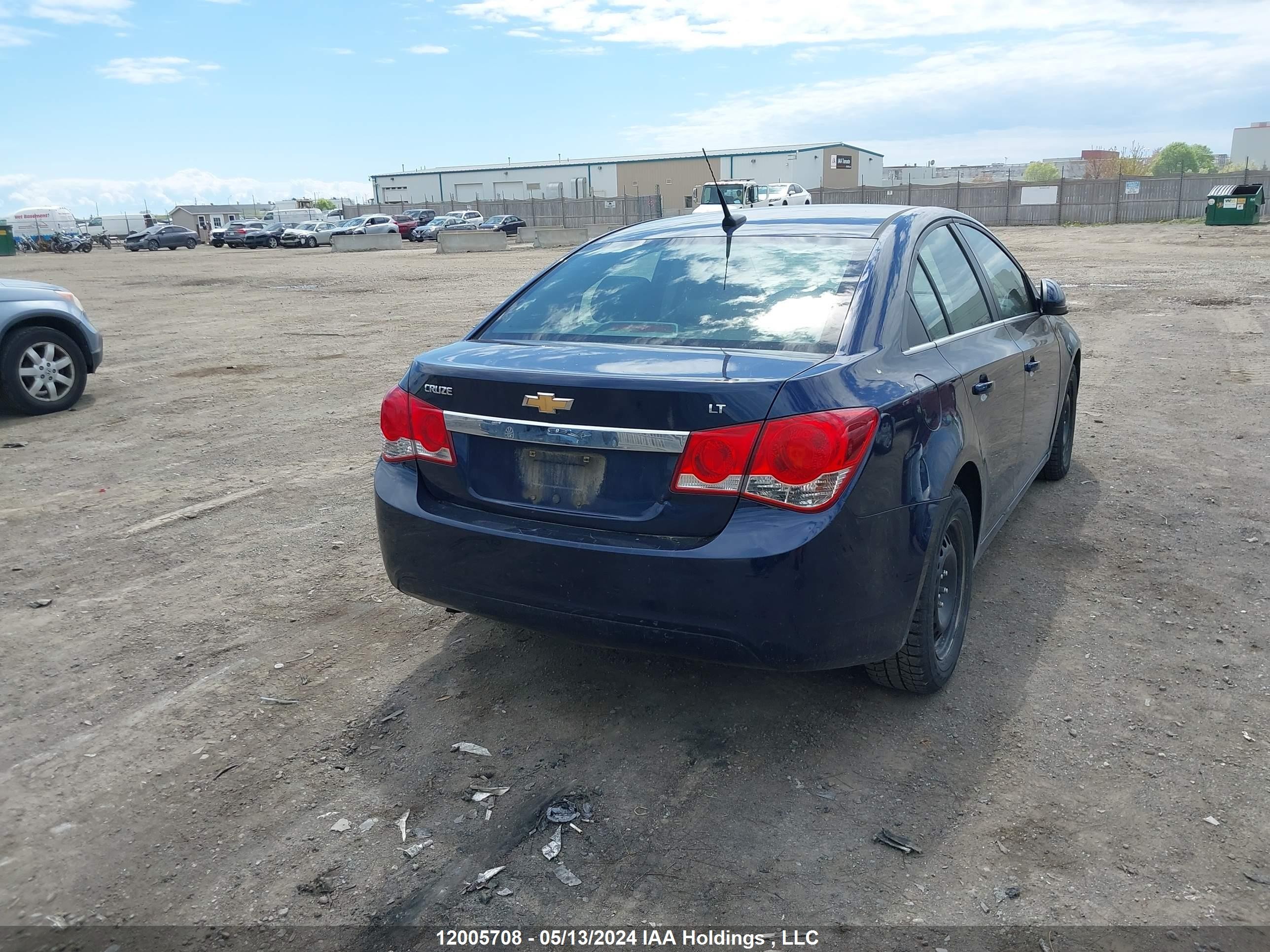 Photo 3 VIN: 1G1PG5S94B7204547 - CHEVROLET CRUZE 