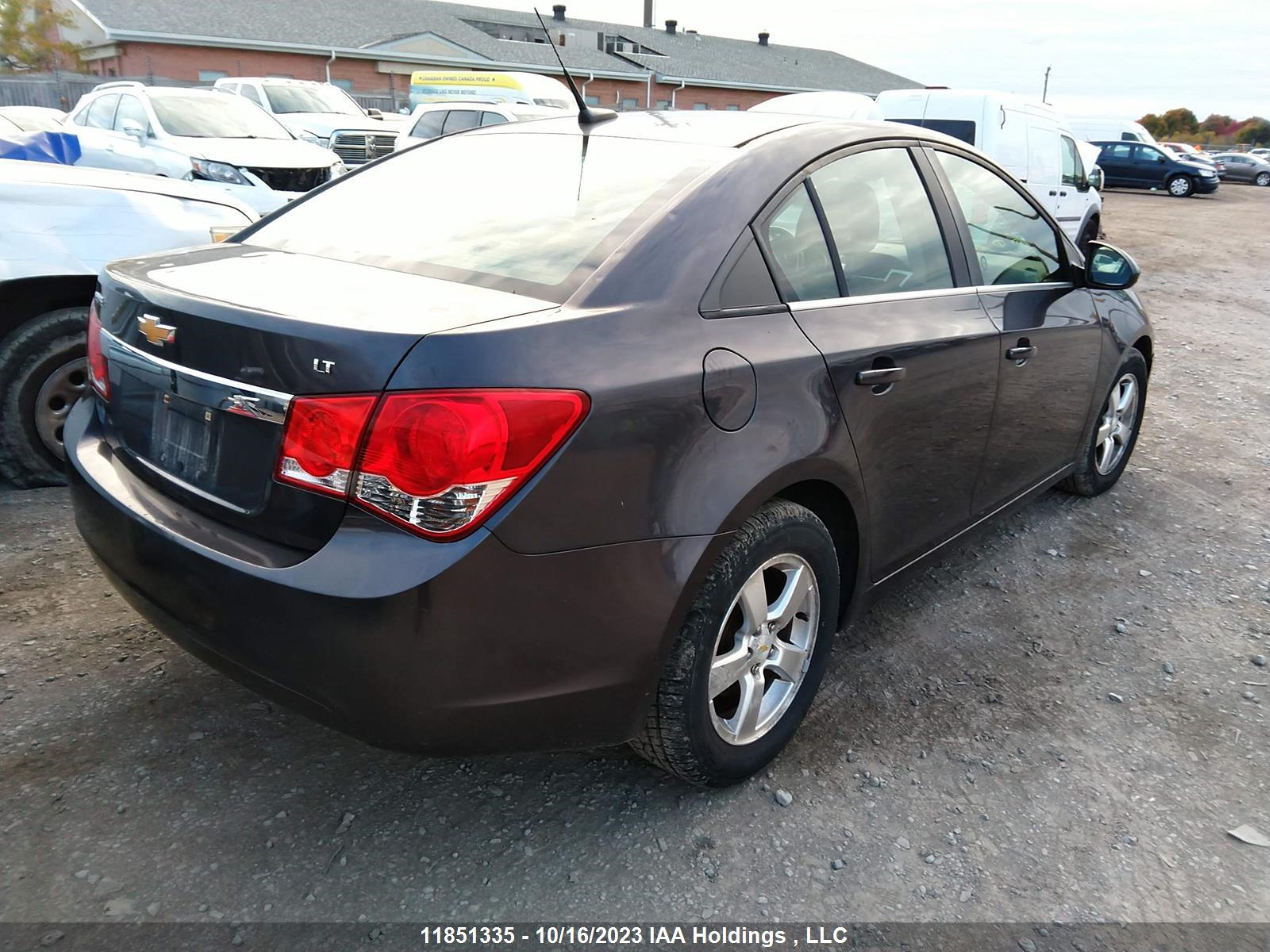 Photo 3 VIN: 1G1PG5S94B7214737 - CHEVROLET CRUZE 