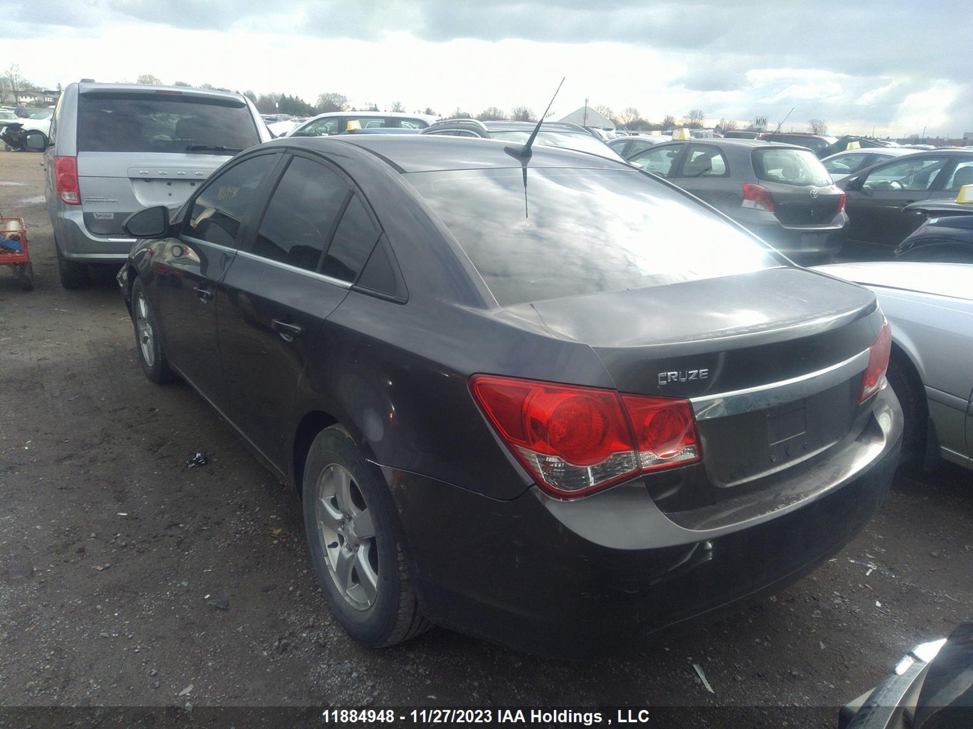 Photo 2 VIN: 1G1PG5S96B7214397 - CHEVROLET CRUZE 