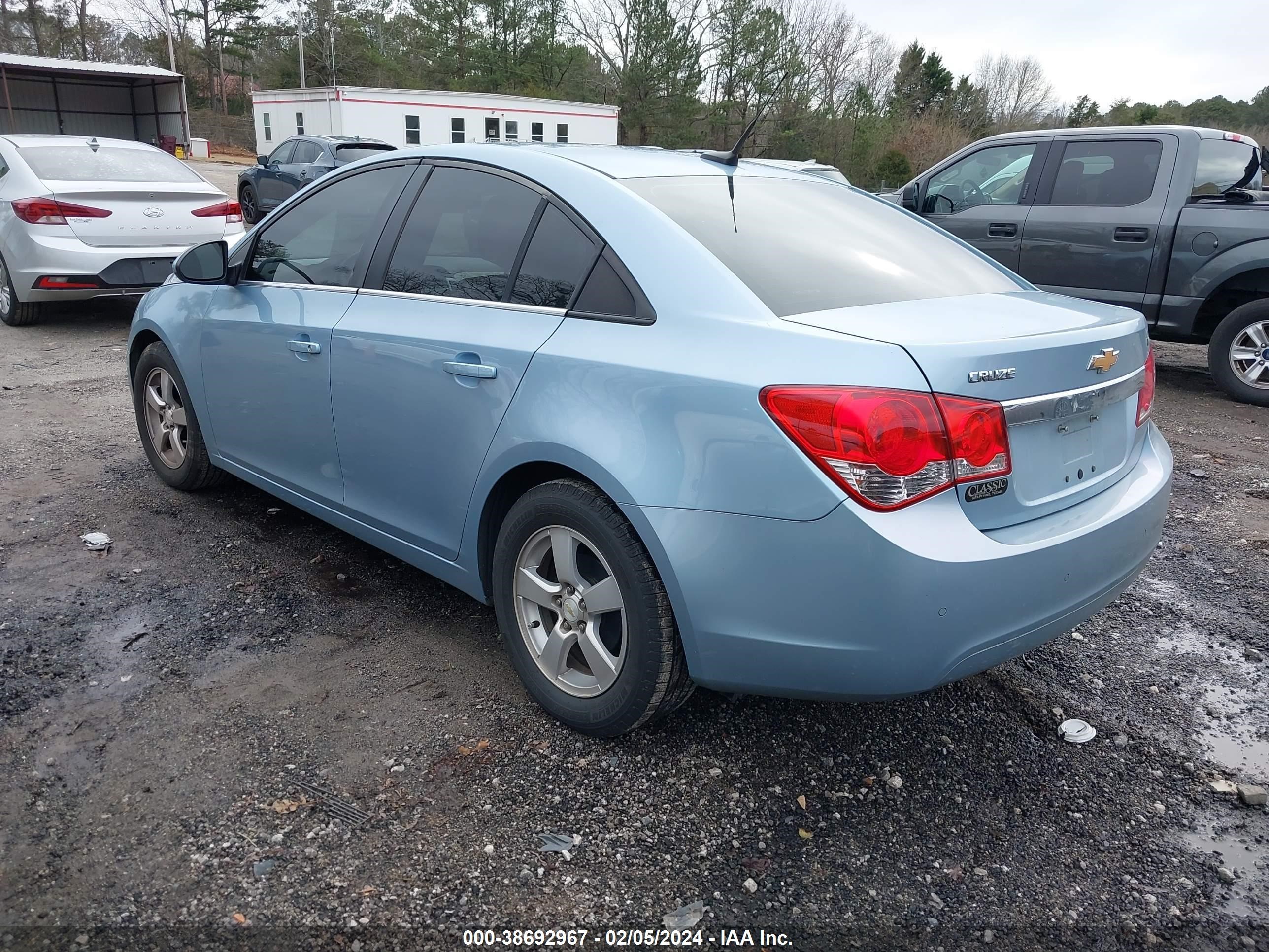 Photo 2 VIN: 1G1PG5S98B7207225 - CHEVROLET CRUZE 