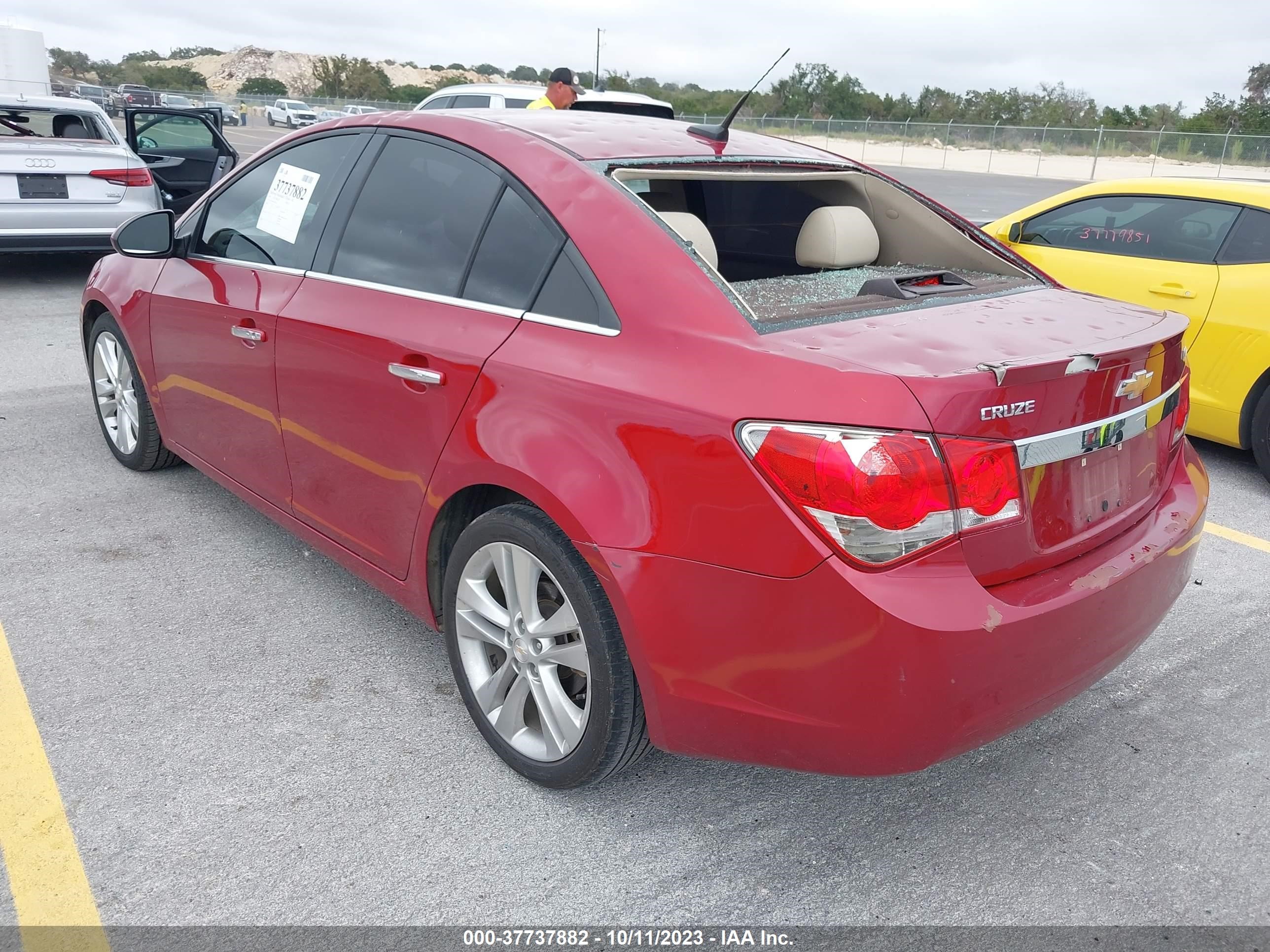 Photo 2 VIN: 1G1PG5SB0D7243254 - CHEVROLET CRUZE 