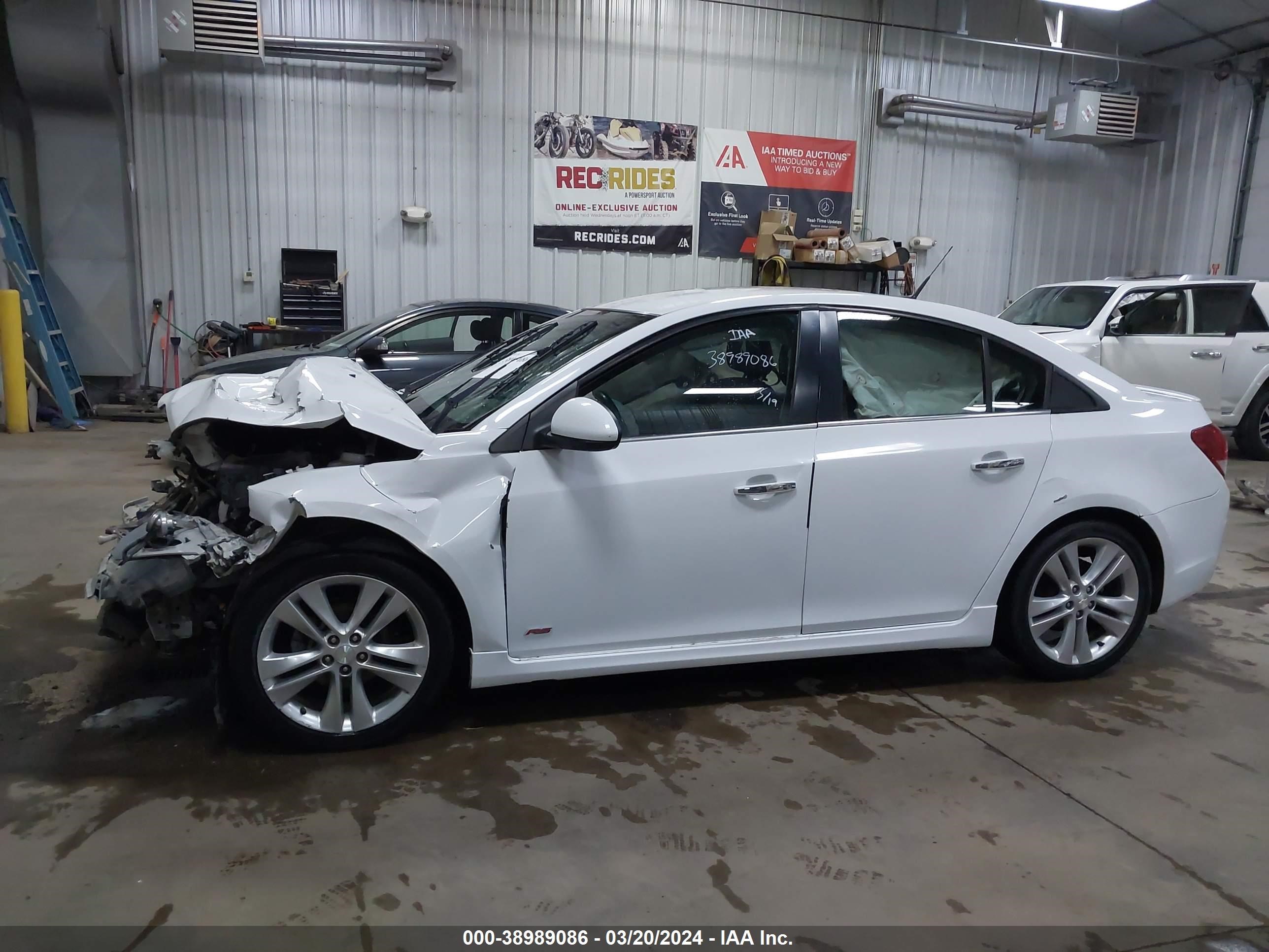 Photo 13 VIN: 1G1PG5SB0E7334798 - CHEVROLET CRUZE 