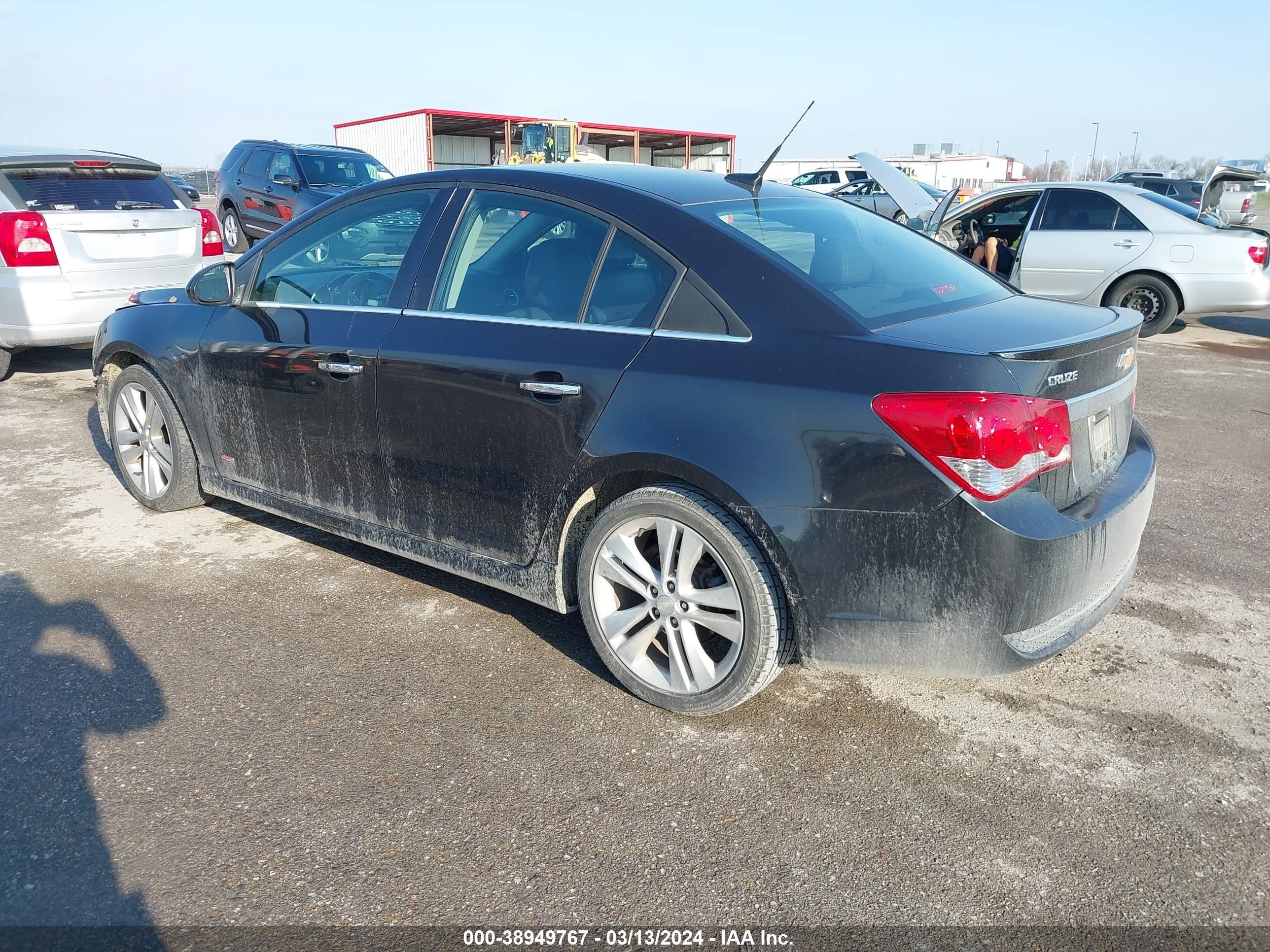 Photo 2 VIN: 1G1PG5SB1E7365641 - CHEVROLET CRUZE 