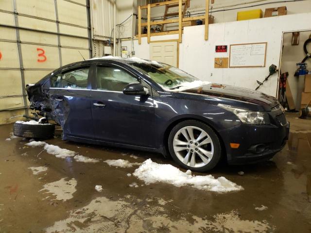 Photo 3 VIN: 1G1PG5SB2E7117785 - CHEVROLET CRUZE LTZ 