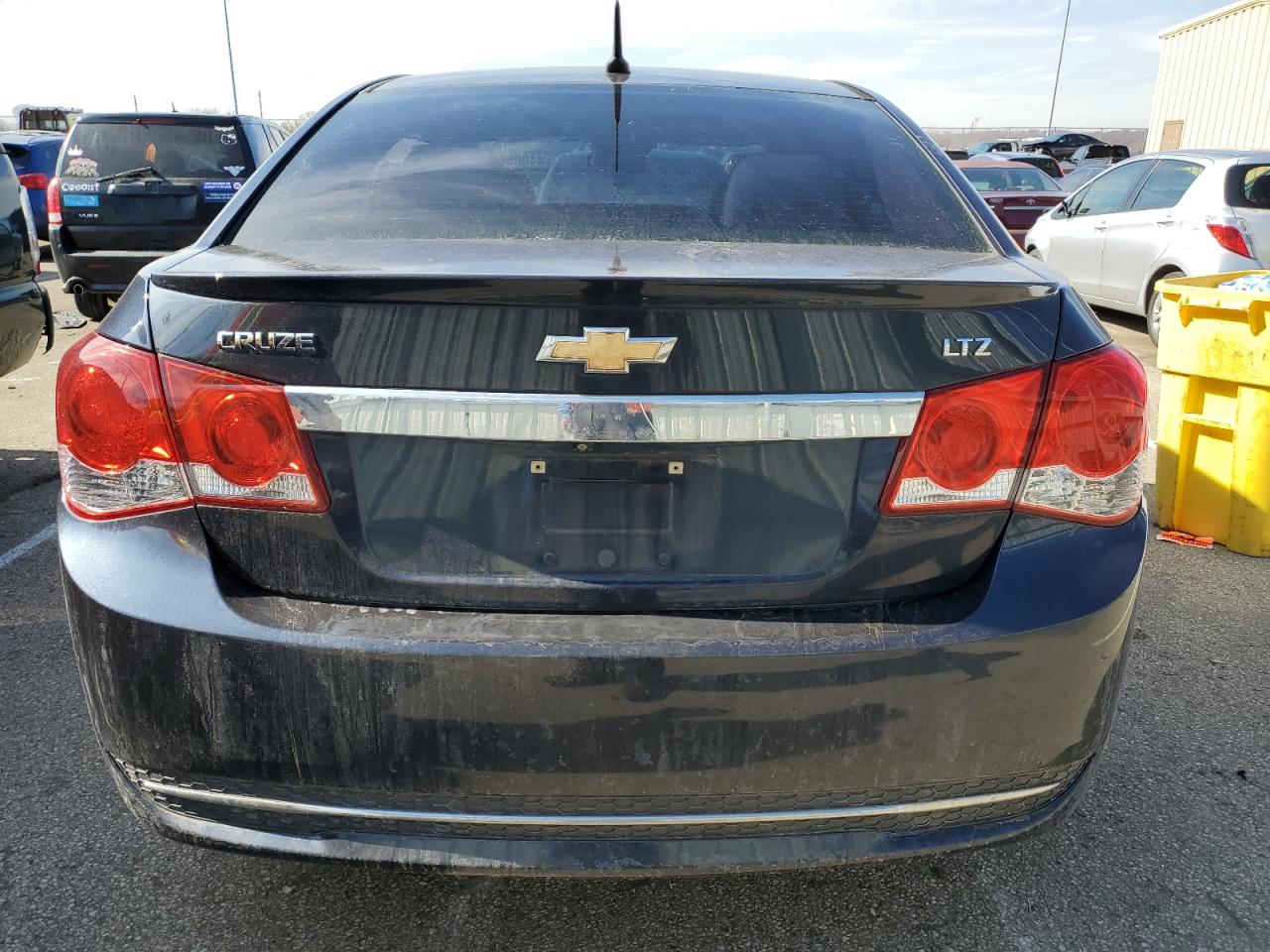 Photo 5 VIN: 1G1PG5SB2E7326248 - CHEVROLET CRUZE 