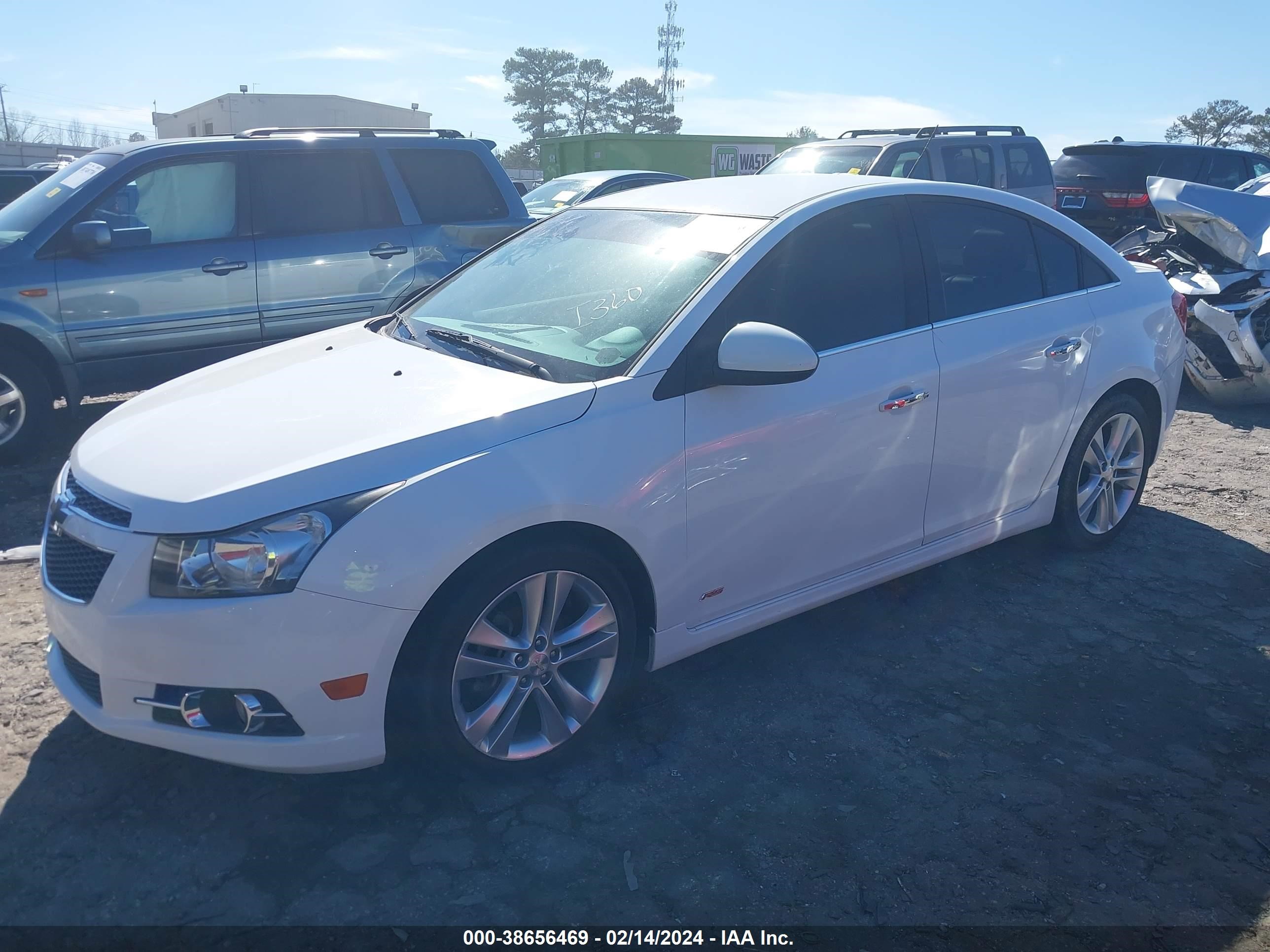 Photo 1 VIN: 1G1PG5SB2E7405399 - CHEVROLET CRUZE 