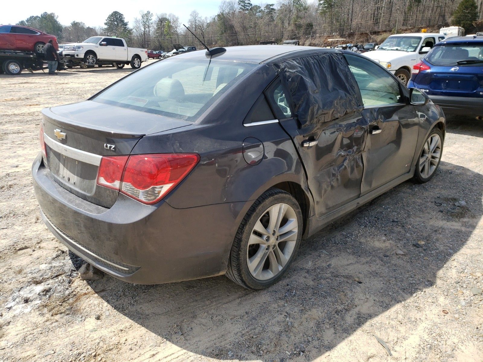 Photo 3 VIN: 1G1PG5SB3F7273710 - CHEVROLET CRUZE 