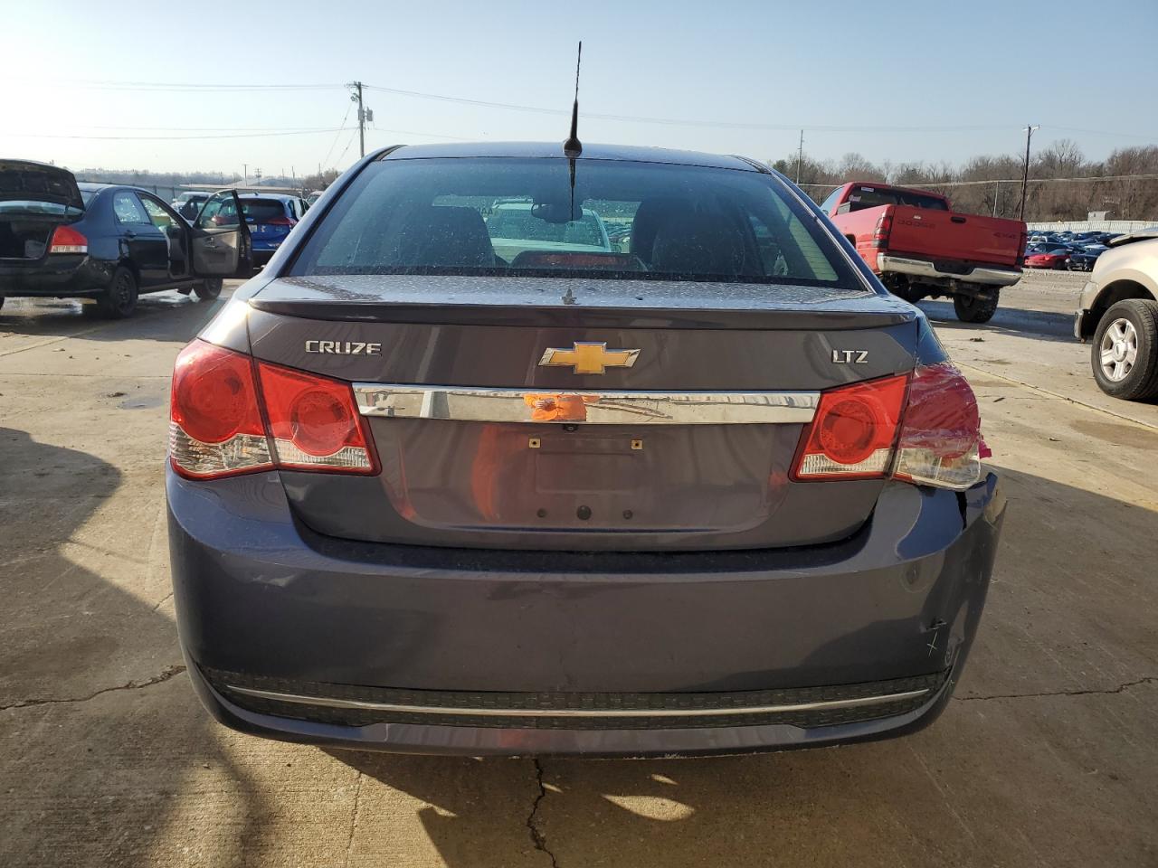 Photo 5 VIN: 1G1PG5SB4E7351782 - CHEVROLET CRUZE 