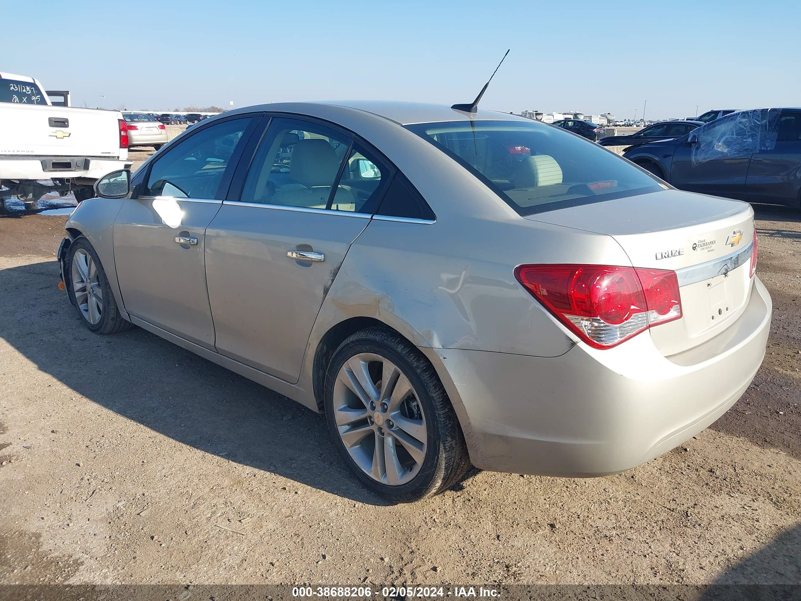 Photo 2 VIN: 1G1PG5SB6E7130586 - CHEVROLET CRUZE 