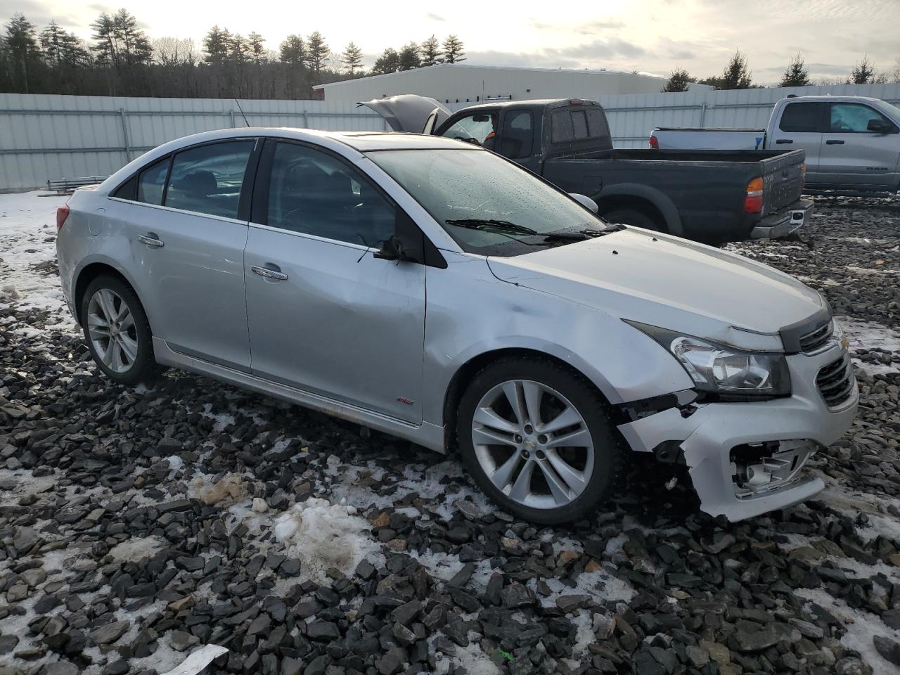 Photo 3 VIN: 1G1PG5SB6F7279615 - CHEVROLET CRUZE 