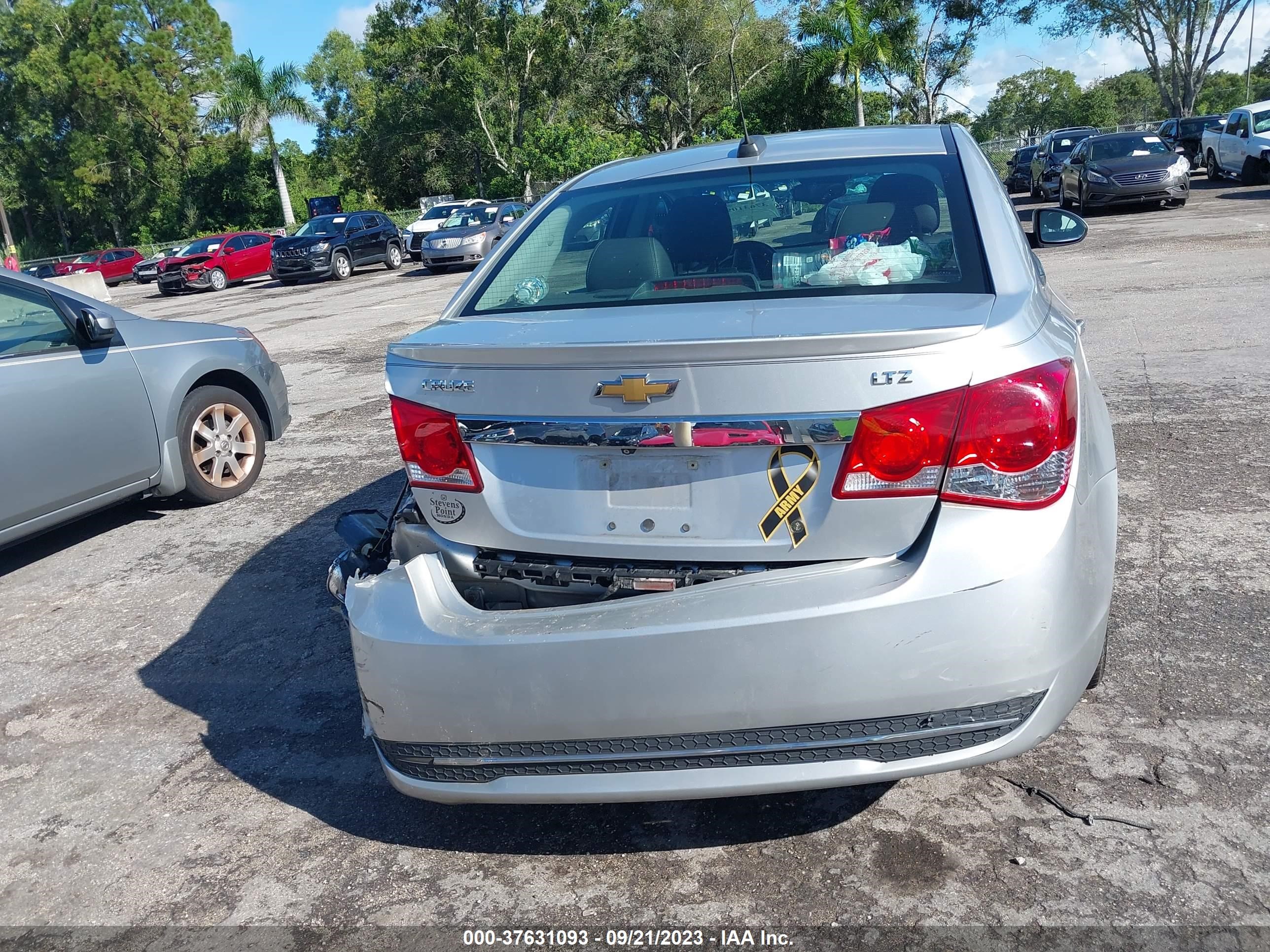 Photo 16 VIN: 1G1PG5SB7F7103706 - CHEVROLET CRUZE 