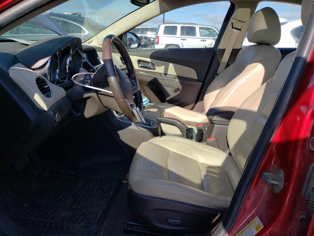 Photo 6 VIN: 1G1PG5SBXE7402783 - CHEVROLET CRUZE 