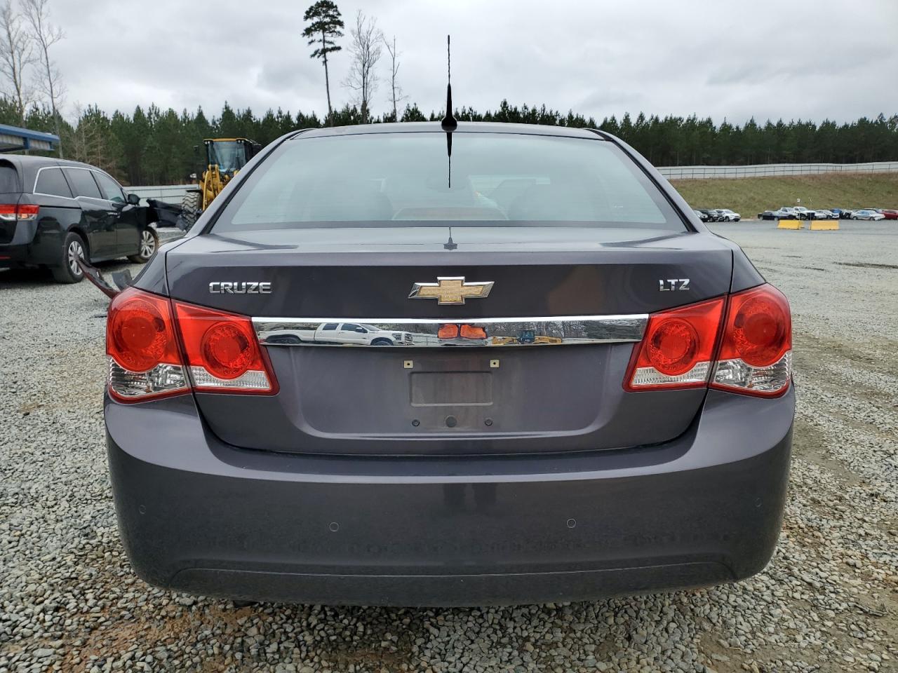 Photo 5 VIN: 1G1PH5S98B7105727 - CHEVROLET CRUZE 