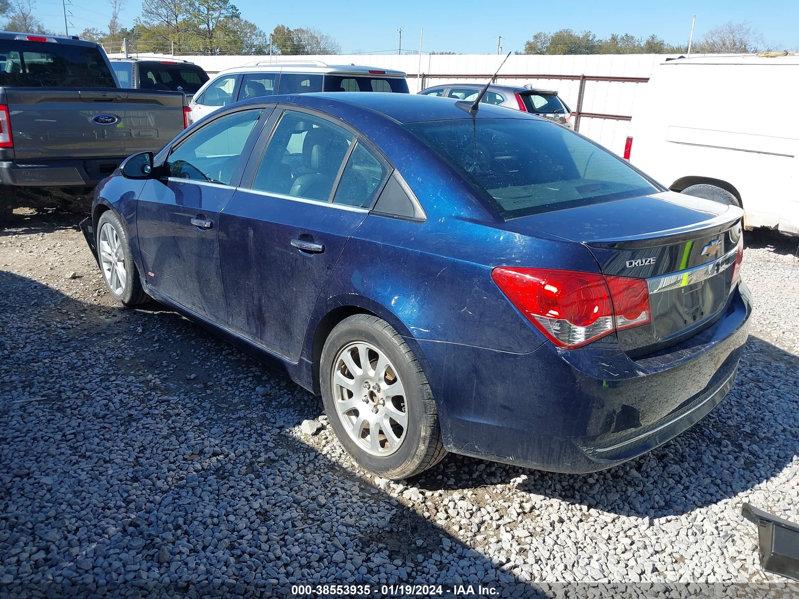 Photo 2 VIN: 1G1PH5S9XB7234035 - CHEVROLET CRUZE 