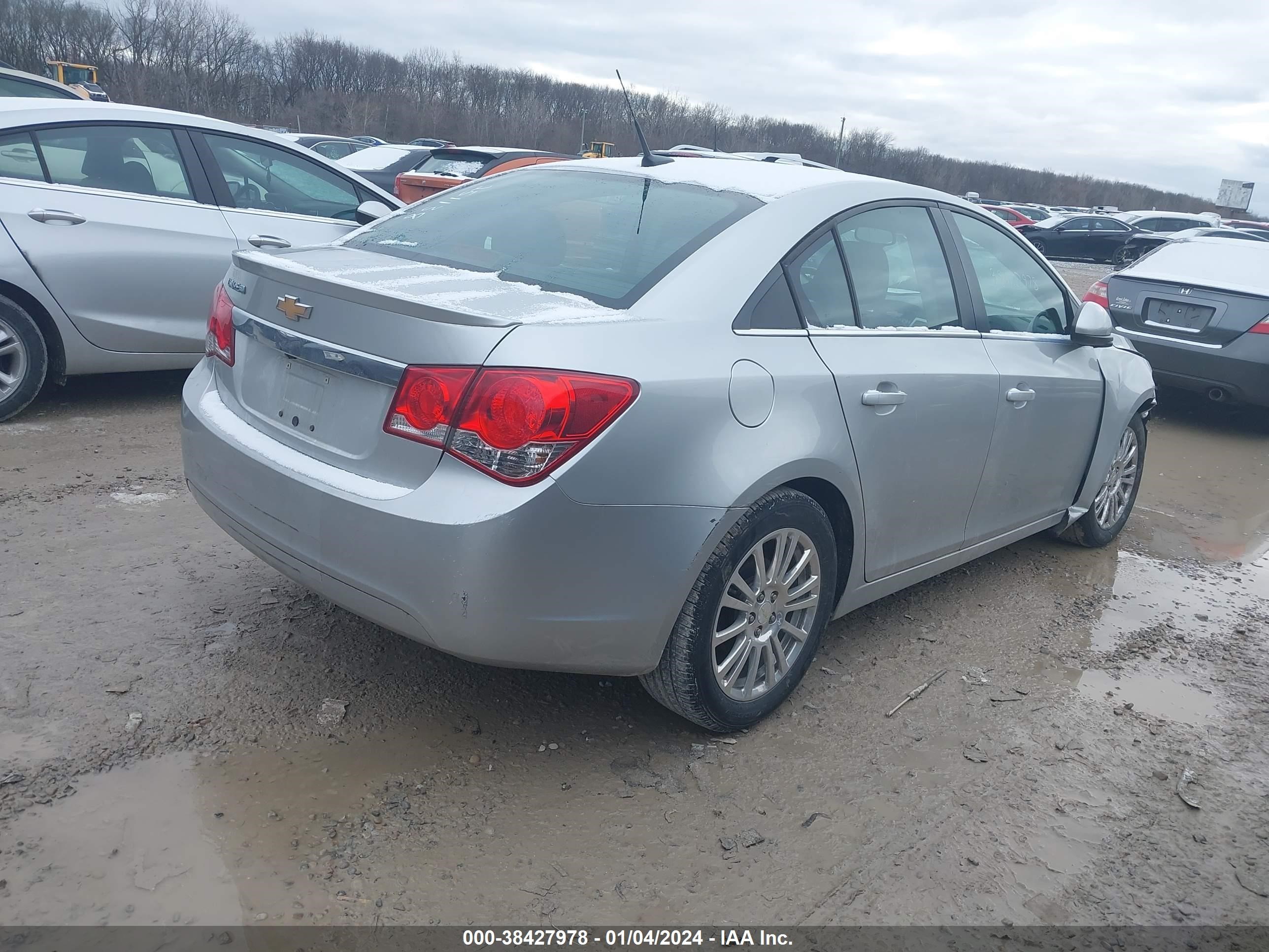 Photo 4 VIN: 1G1PH5SB7E7251138 - CHEVROLET CRUZE 