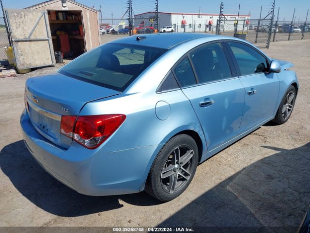 Photo 3 VIN: 1G1PH5SC0C7123832 - CHEVROLET CRUZE 