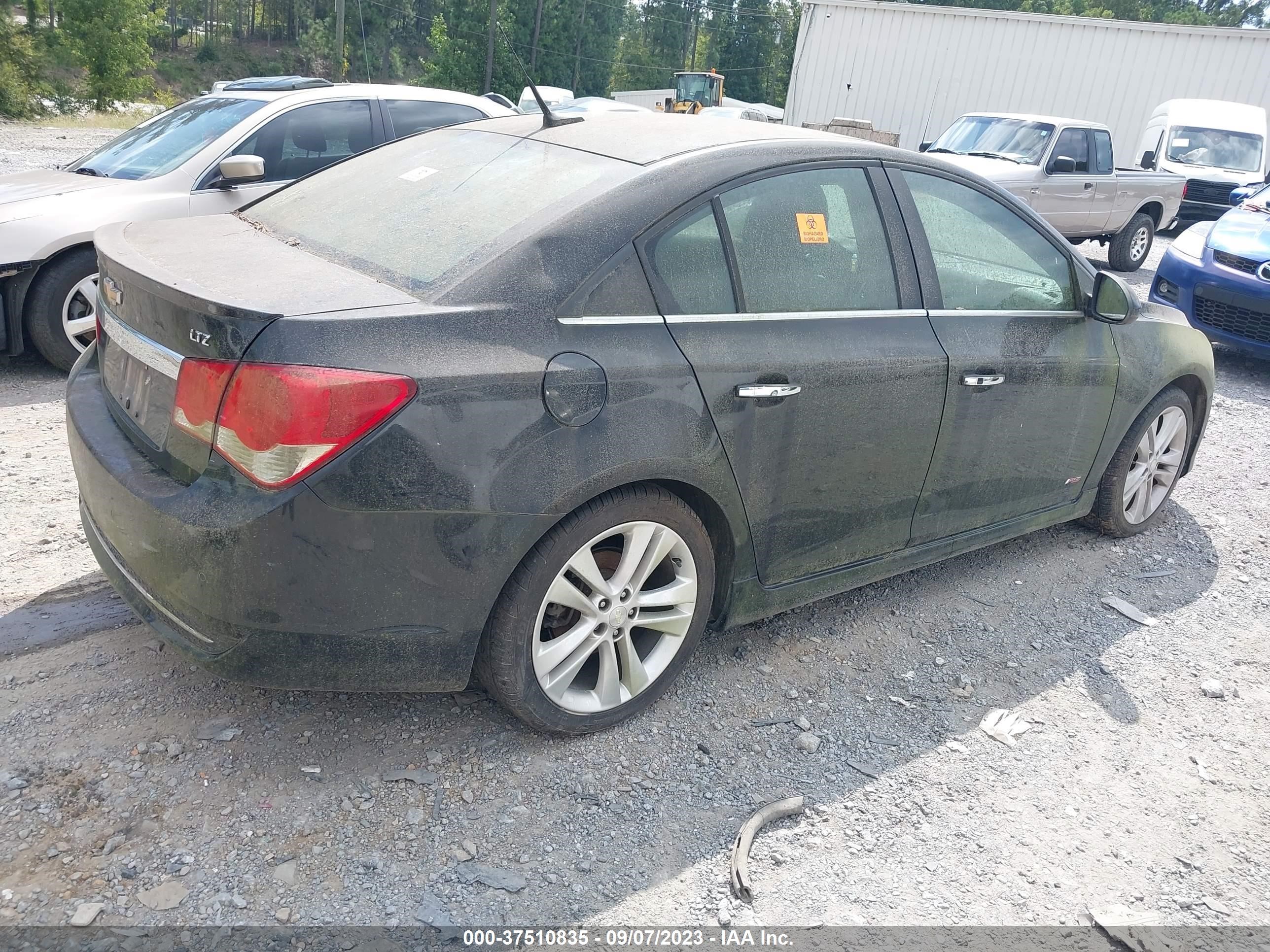 Photo 3 VIN: 1G1PH5SC5C7151707 - CHEVROLET CRUZE 