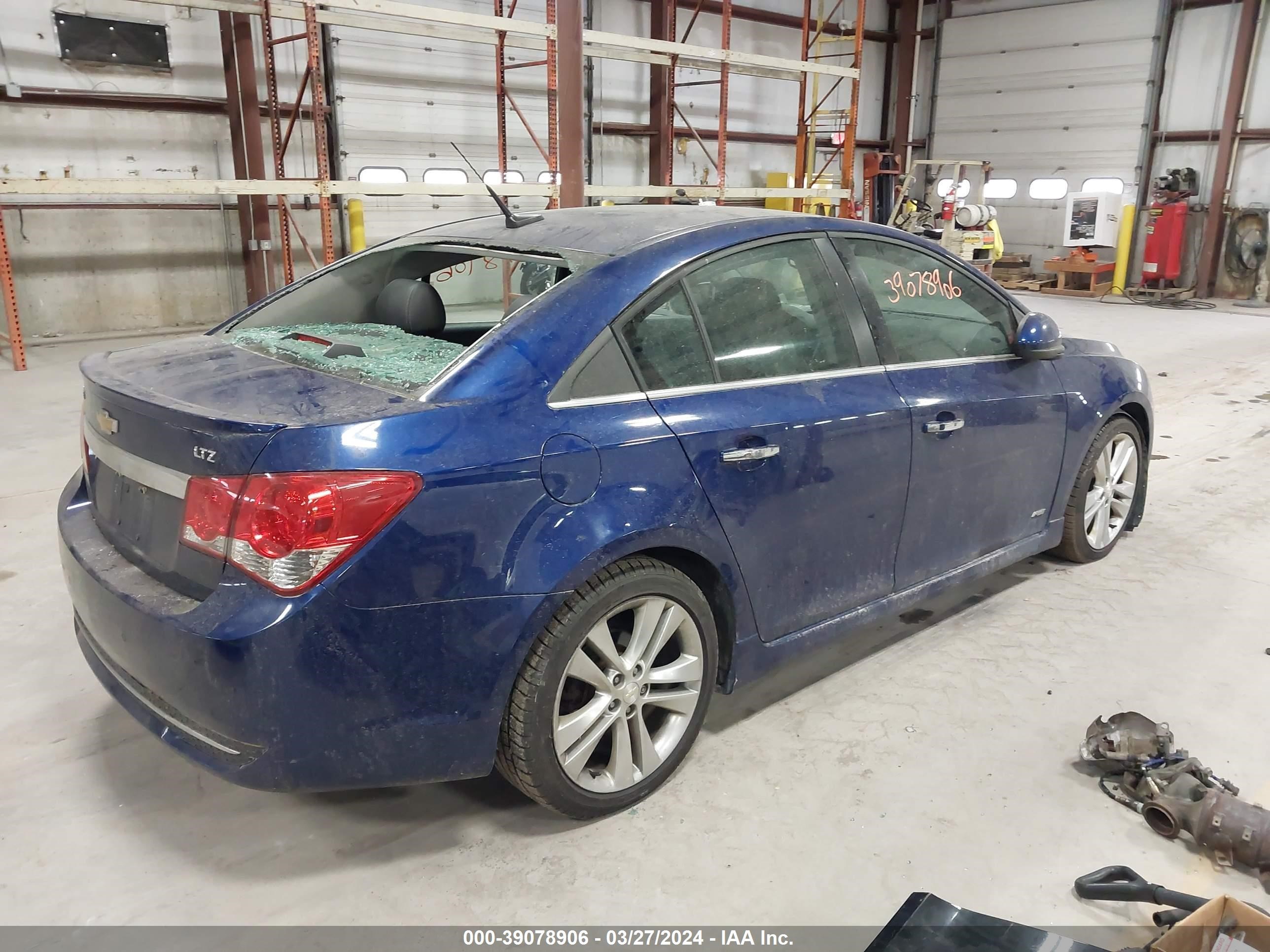 Photo 3 VIN: 1G1PH5SC6C7254067 - CHEVROLET CRUZE 