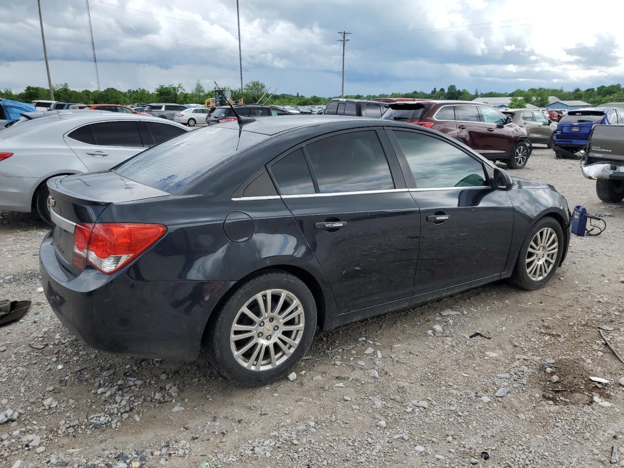 Photo 2 VIN: 1G1PJ5S95B7245707 - CHEVROLET CRUZE 