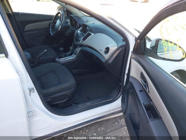 Photo 4 VIN: 1G1PJ5SB3E7369790 - CHEVROLET CRUZE 