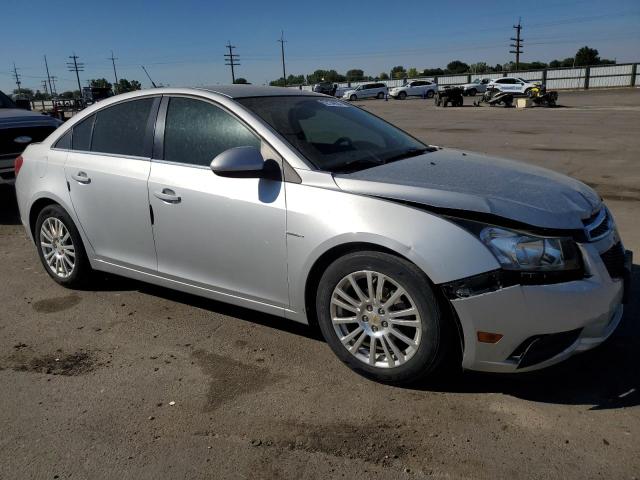 Photo 3 VIN: 1G1PK5S94B7300144 - CHEVROLET CRUZE 