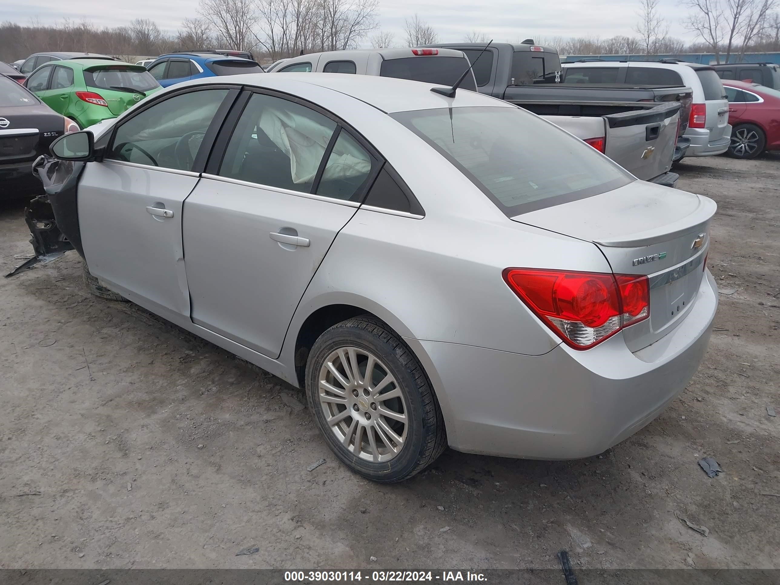 Photo 2 VIN: 1G1PK5S97B7189931 - CHEVROLET CRUZE 