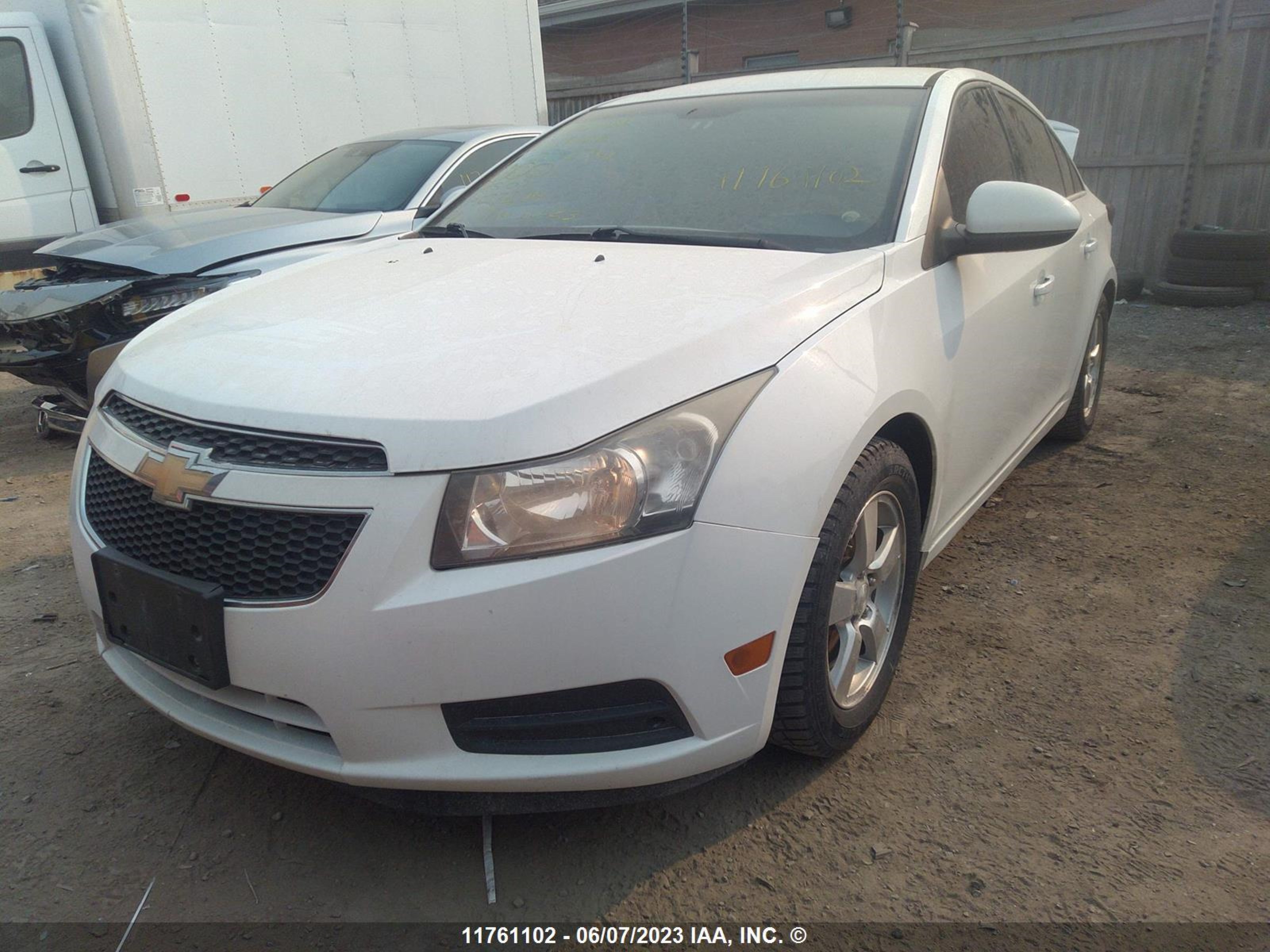 Photo 1 VIN: 1G1PK5S97B7272761 - CHEVROLET CRUZE 