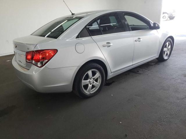 Photo 3 VIN: 1G1PK5SB0E7384132 - CHEVROLET CRUZE LT 