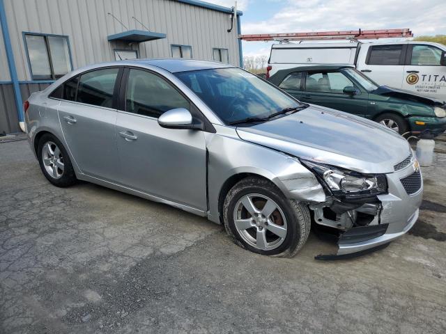 Photo 3 VIN: 1G1PK5SB2E7468873 - CHEVROLET CRUZE 