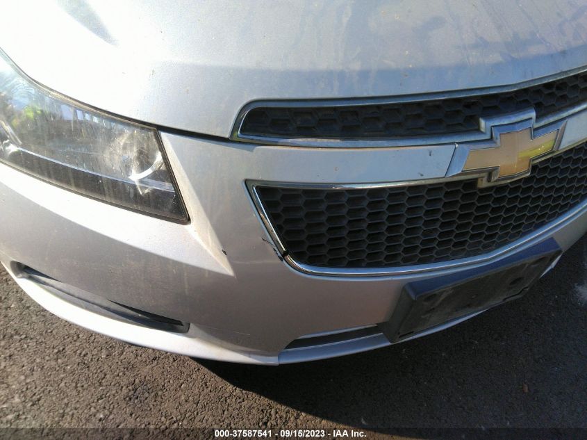 Photo 5 VIN: 1G1PK5SB4E7173872 - CHEVROLET CRUZE 