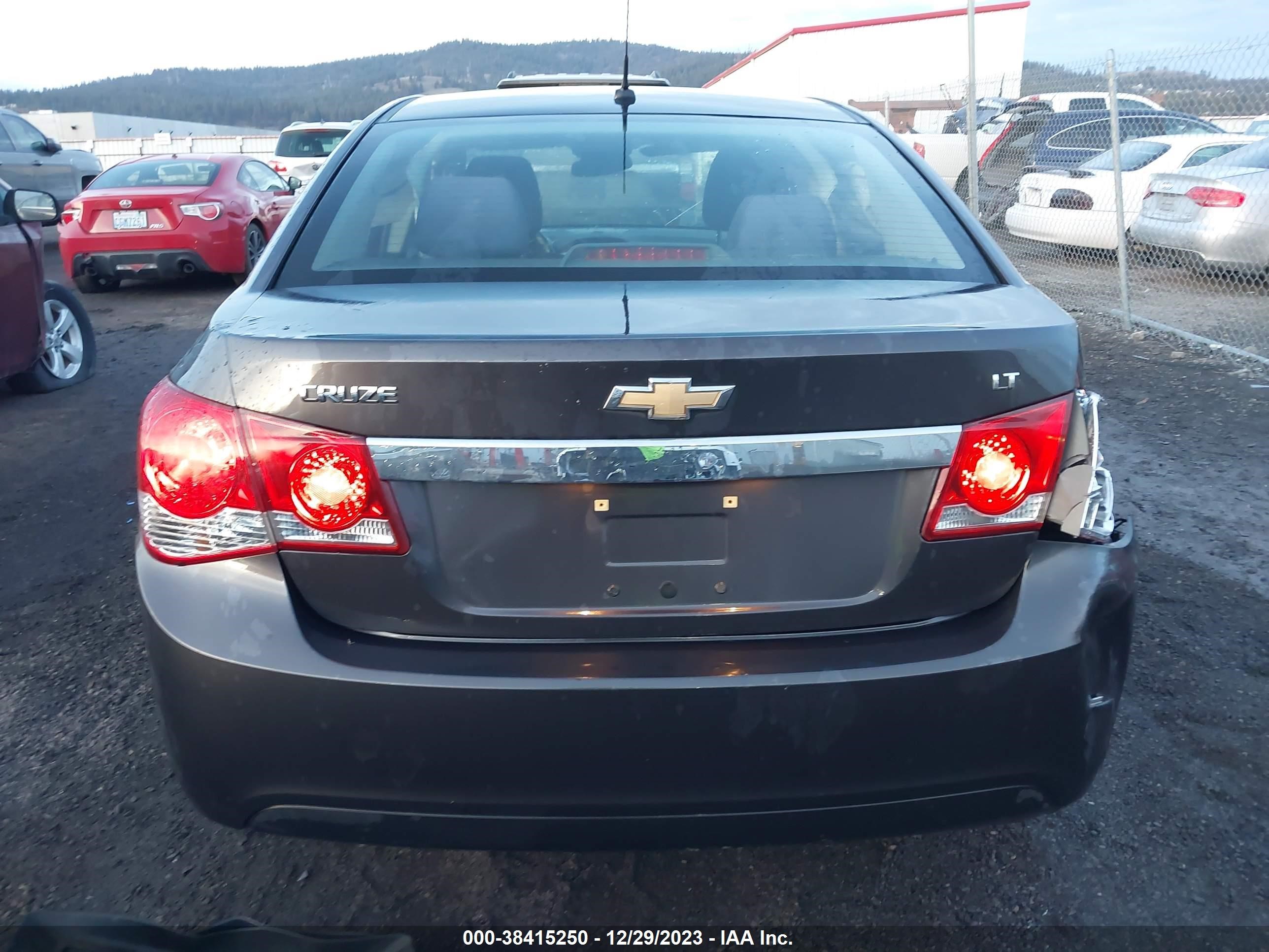 Photo 15 VIN: 1G1PK5SB4E7383016 - CHEVROLET CRUZE 