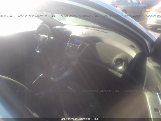 Photo 4 VIN: 1G1PK5SC8C7303187 - CHEVROLET CRUZE 