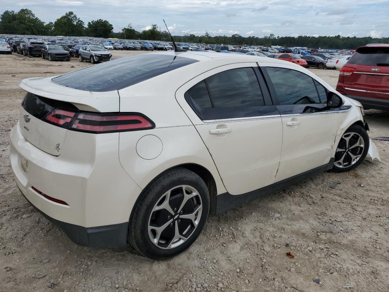 Photo 2 VIN: 1G1RA6E40DU101758 - CHEVROLET VOLT 