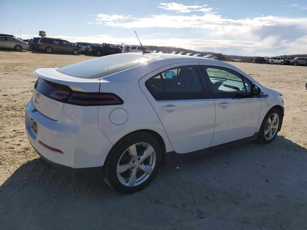 Photo 2 VIN: 1G1RA6E40EU136883 - CHEVROLET VOLT 