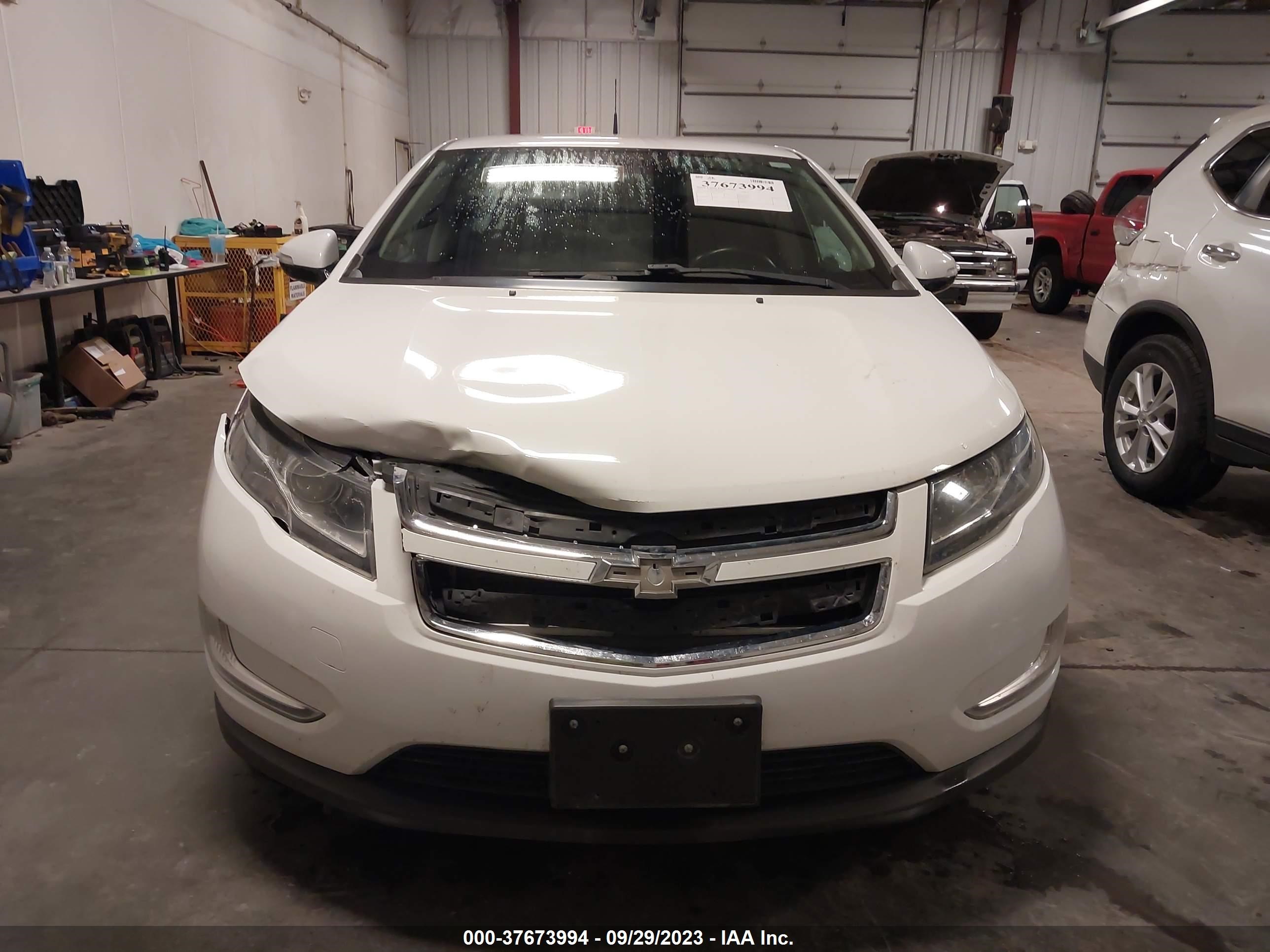 Photo 12 VIN: 1G1RA6E42EU173238 - CHEVROLET VOLT 