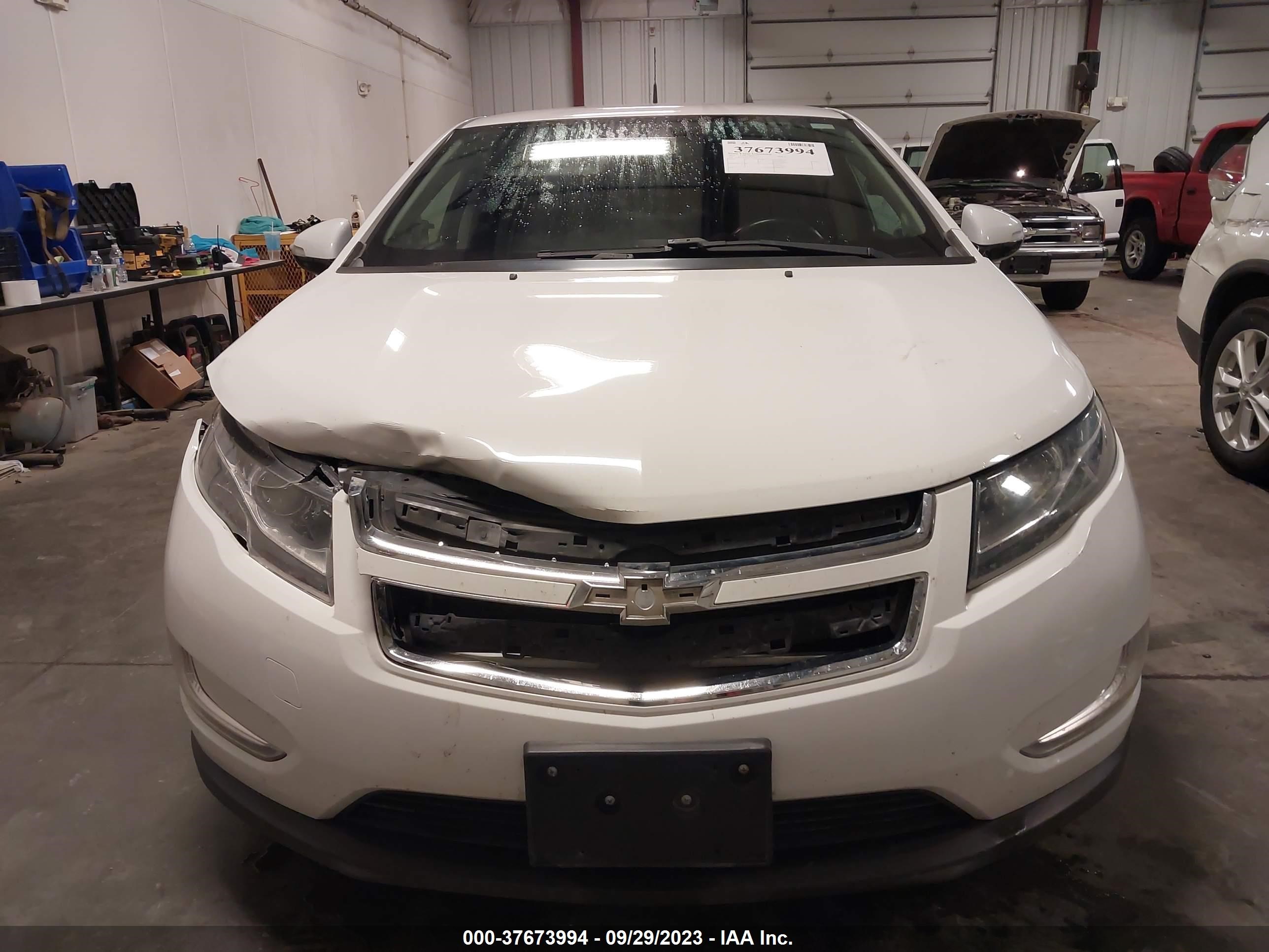 Photo 5 VIN: 1G1RA6E42EU173238 - CHEVROLET VOLT 