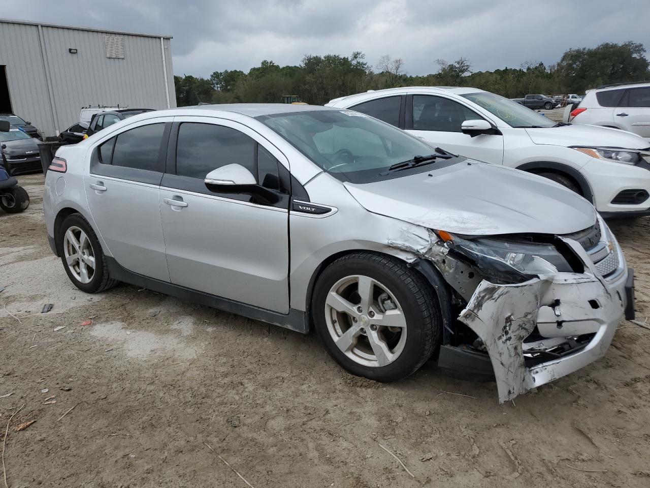 Photo 3 VIN: 1G1RA6E44DU113654 - CHEVROLET VOLT 