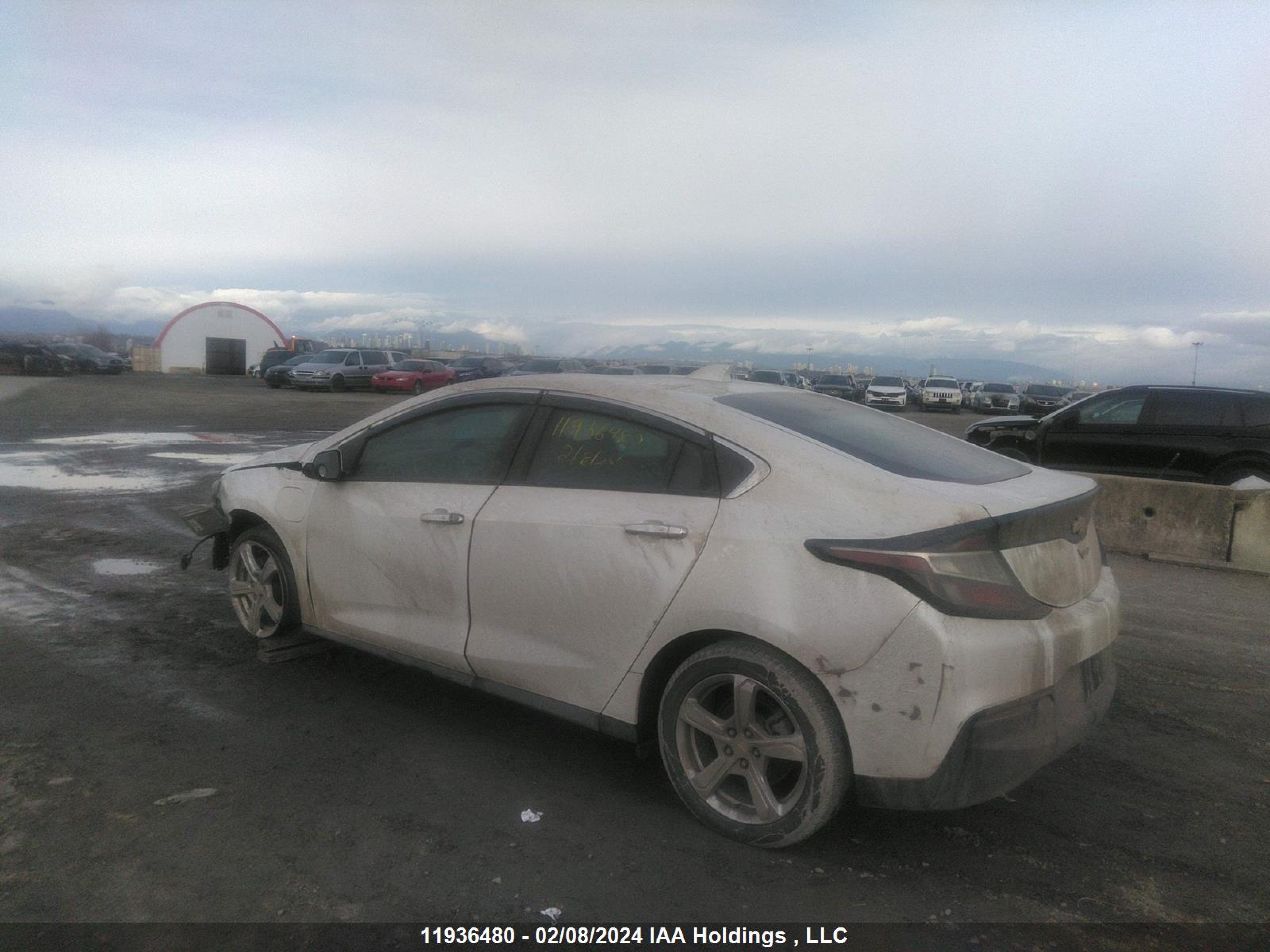 Photo 2 VIN: 1G1RA6S54HU130991 - CHEVROLET VOLT 