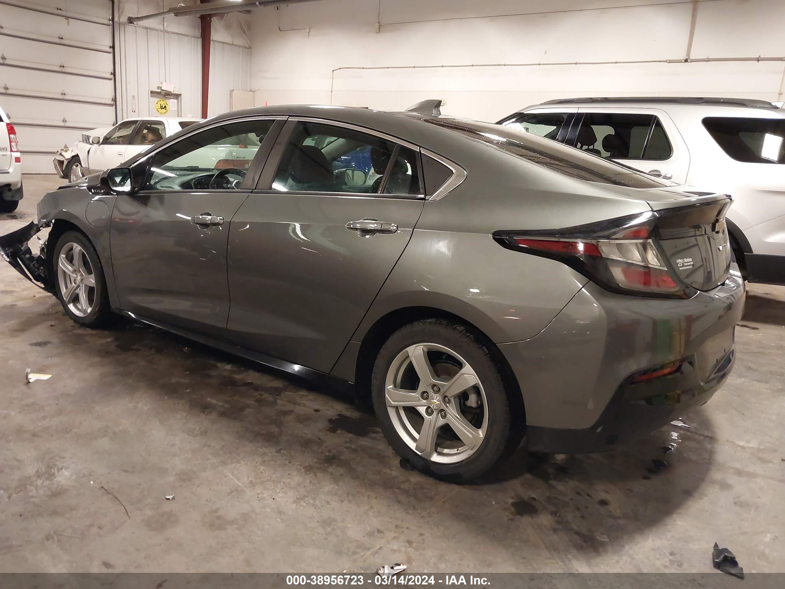 Photo 2 VIN: 1G1RA6S5XHU130901 - CHEVROLET VOLT 