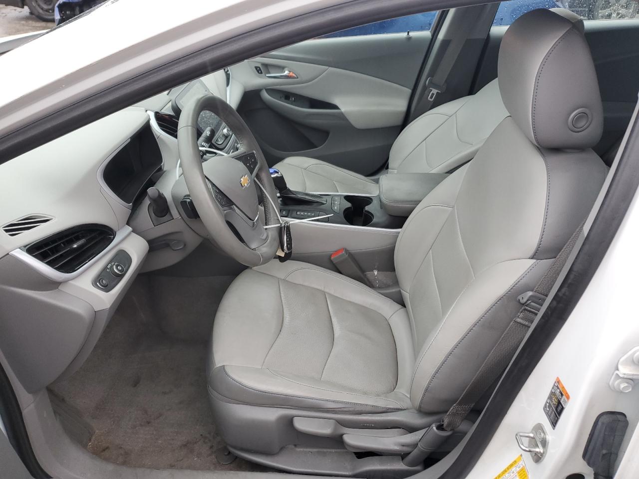 Photo 6 VIN: 1G1RA6S5XJU156811 - CHEVROLET VOLT 