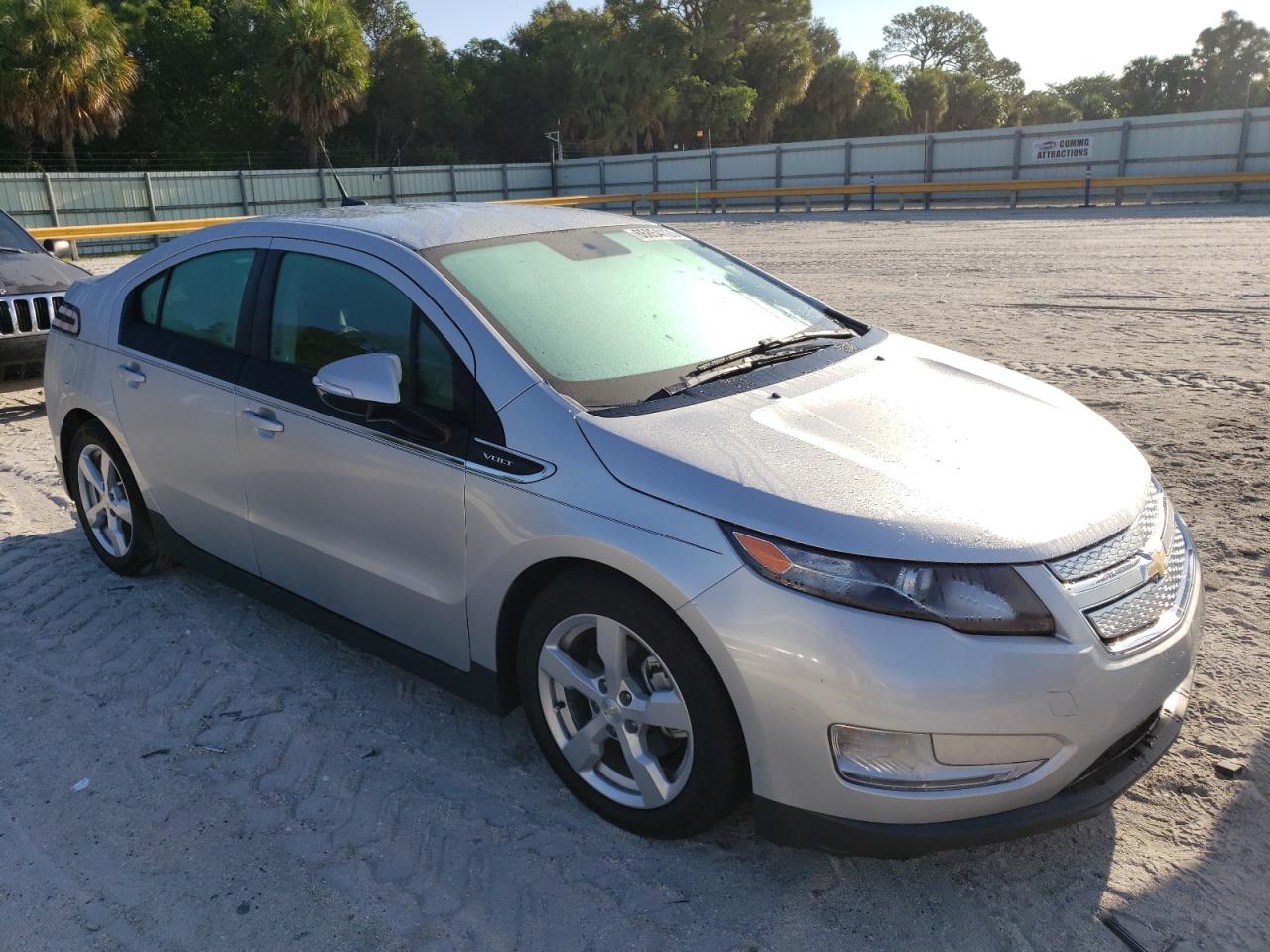 Photo 3 VIN: 1G1RB6E40DU103104 - CHEVROLET VOLT 