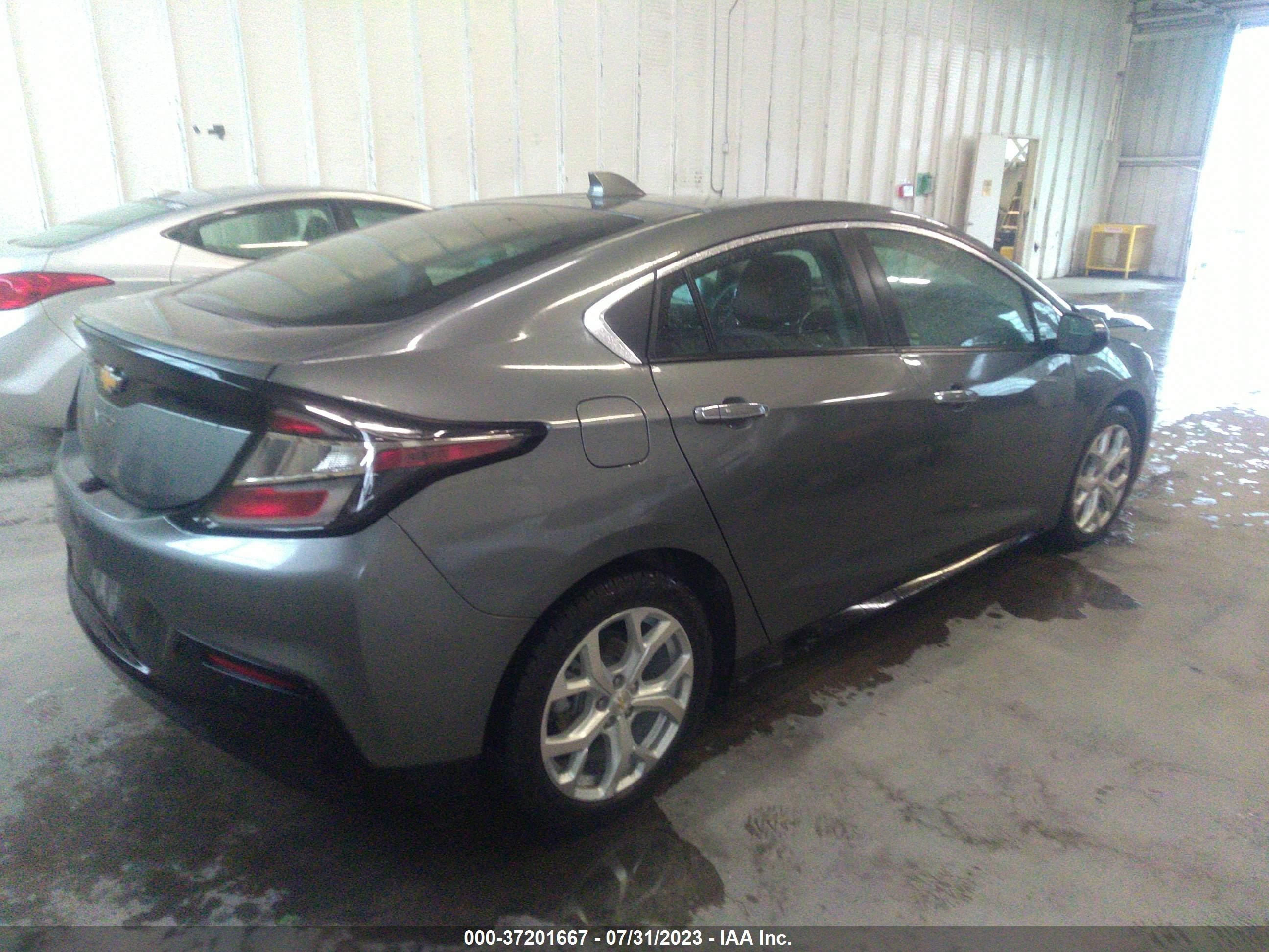 Photo 3 VIN: 1G1RB6S51HU160172 - CHEVROLET VOLT 