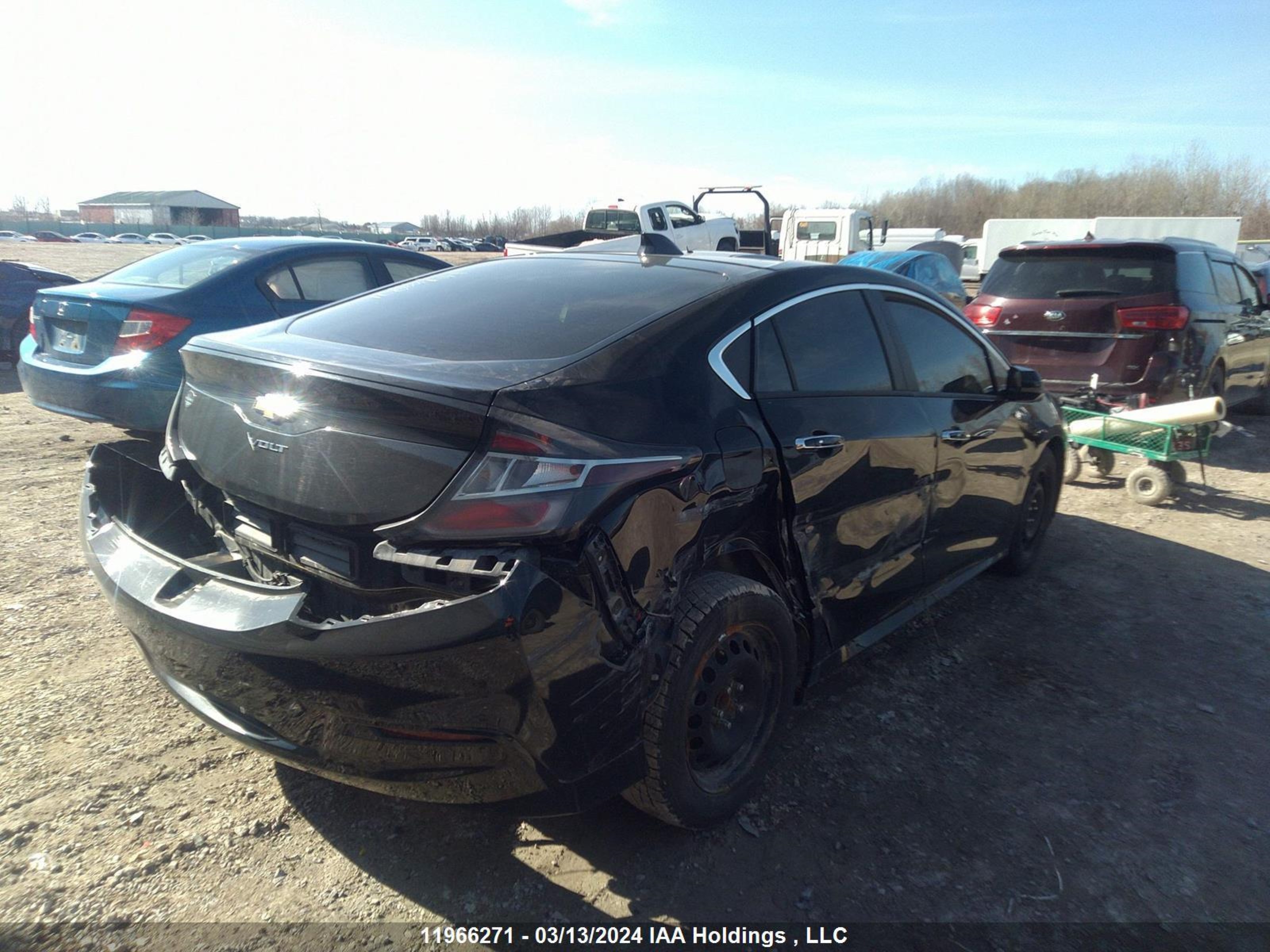 Photo 3 VIN: 1G1RB6S57HU141870 - CHEVROLET VOLT 