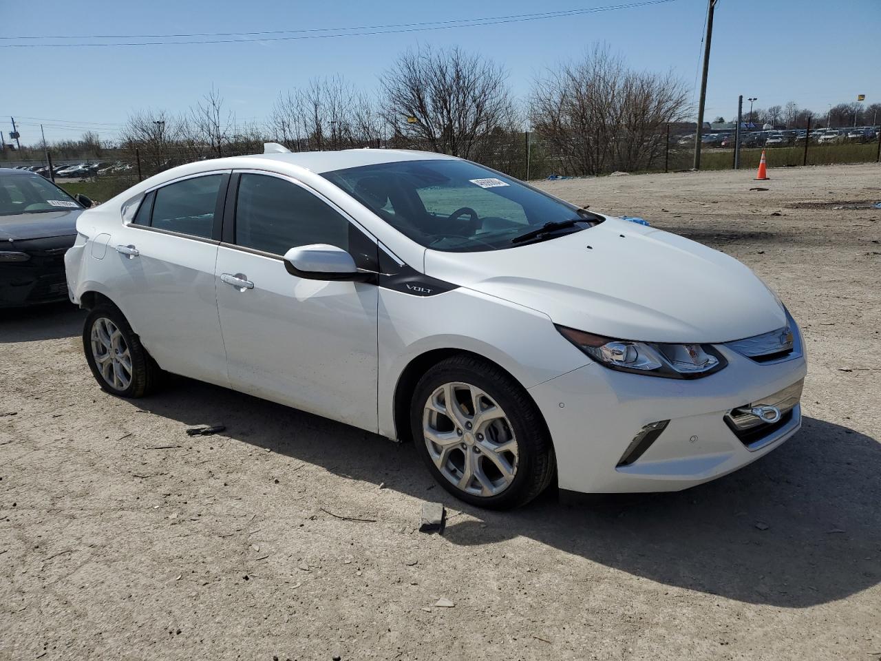 Photo 3 VIN: 1G1RB6S58HU188857 - CHEVROLET VOLT 