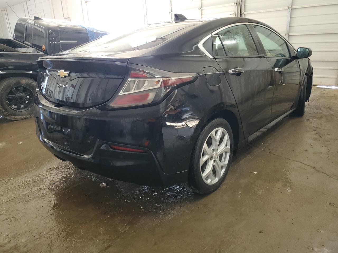 Photo 2 VIN: 1G1RB6S59JU156196 - CHEVROLET VOLT 